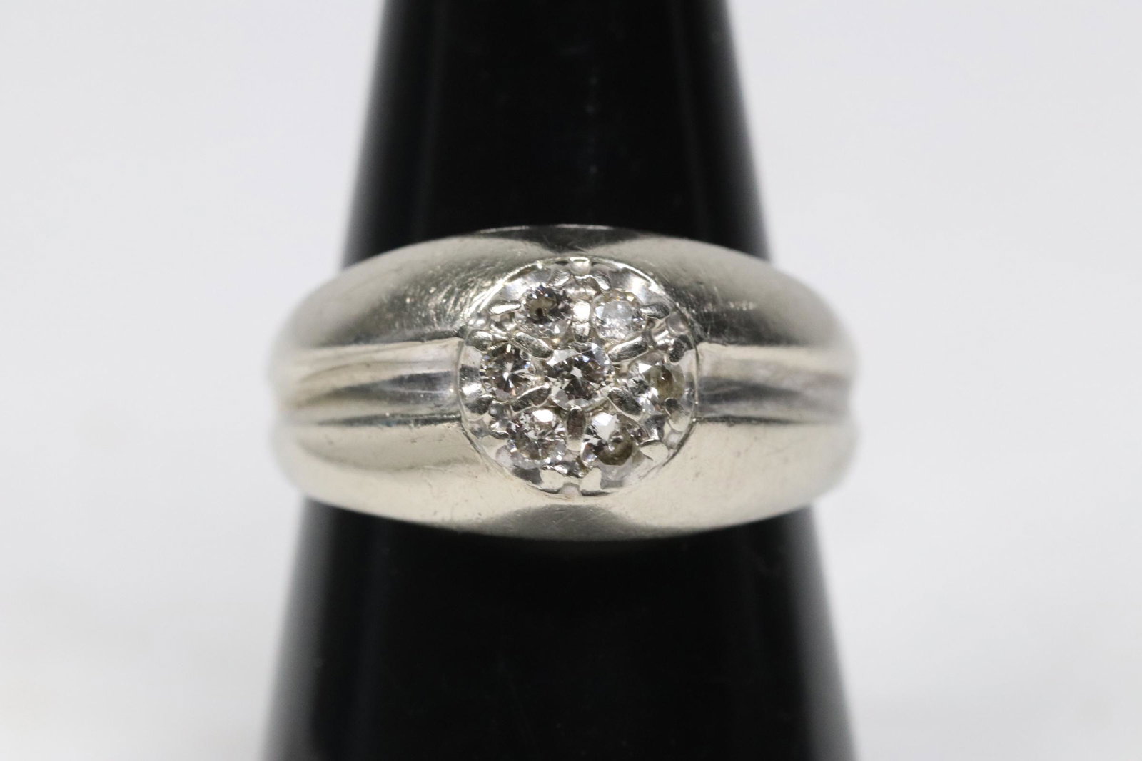 14K W/G diamond ring (1 of 10)