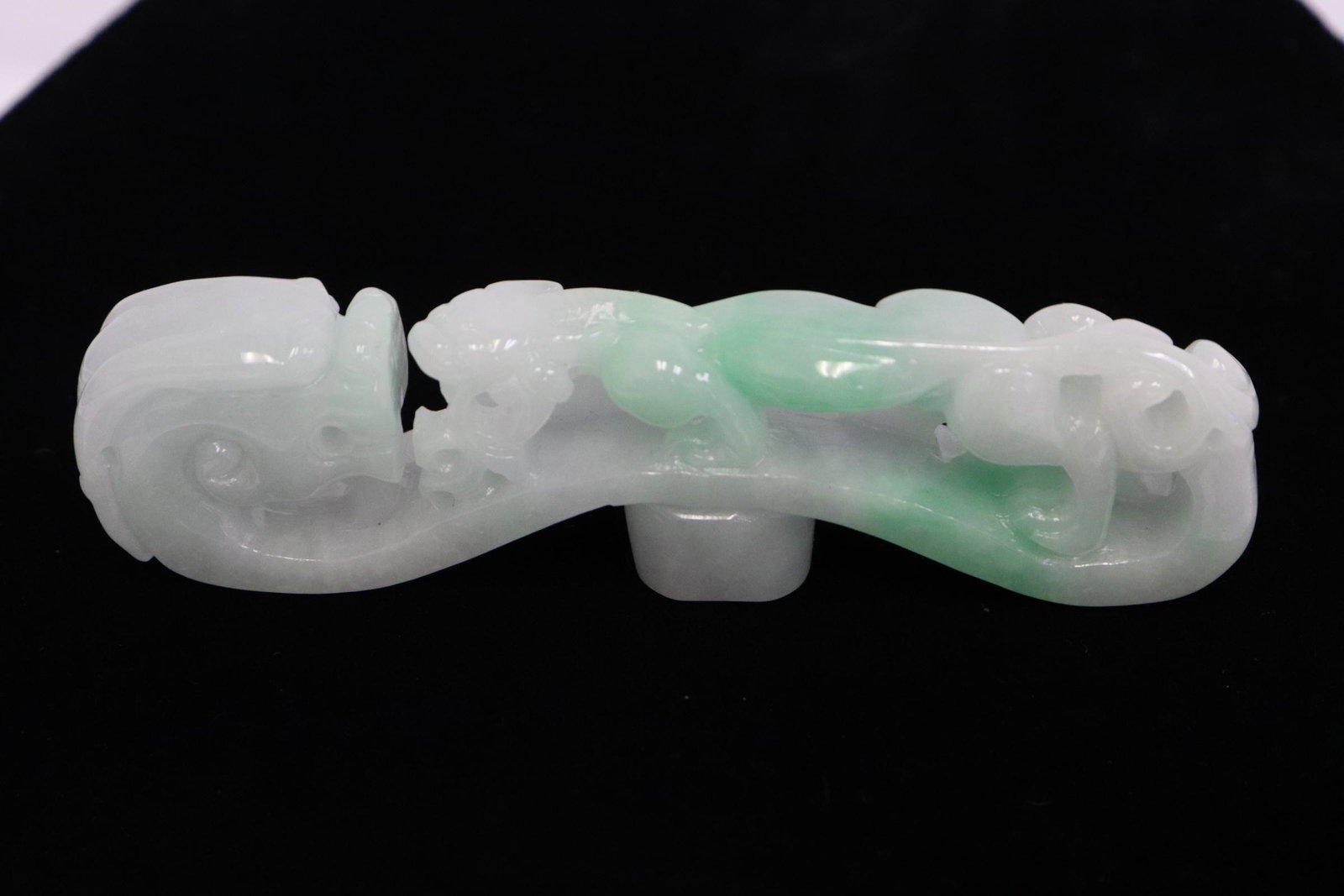Chinese apple green jadeite dragon belt buckle (1 of 11)