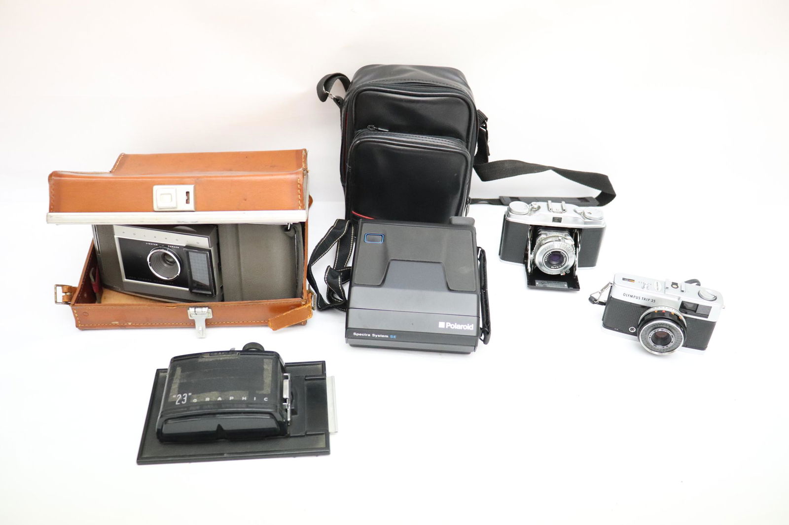 2 vintage Polaroid camera and 2 vintage camera (1 of 10)
