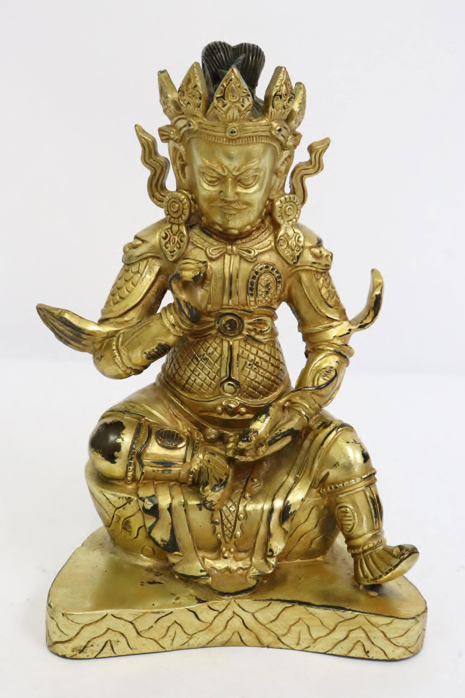 Very fine Chinese gilt bronze sculpture of deity (1 of 10)