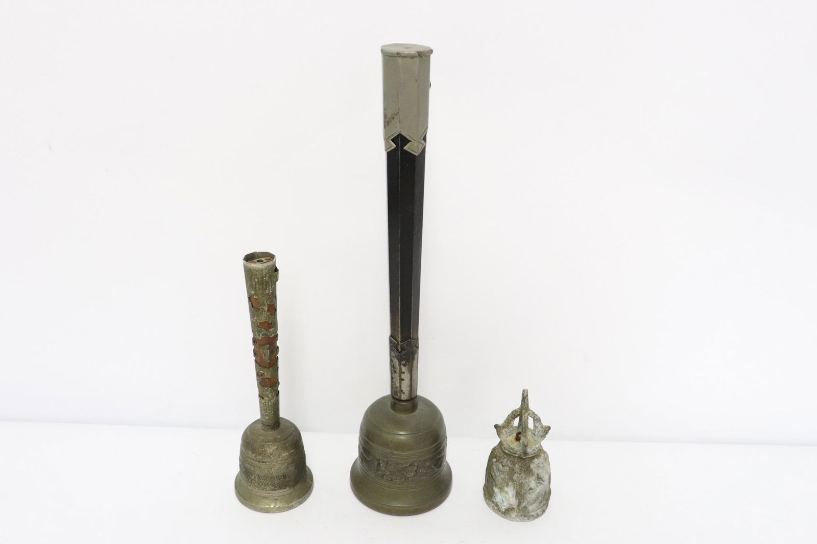 3 Tibetan bronze bells (1 of 10)