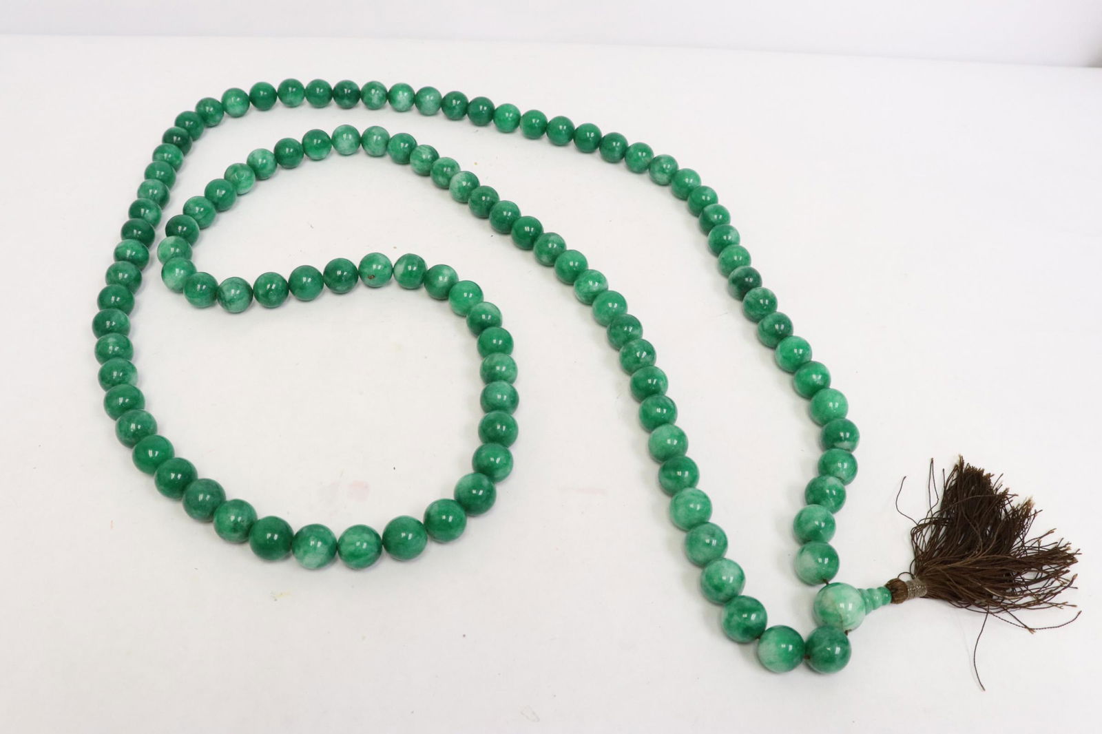 A jade like bead necklace (1 of 10)