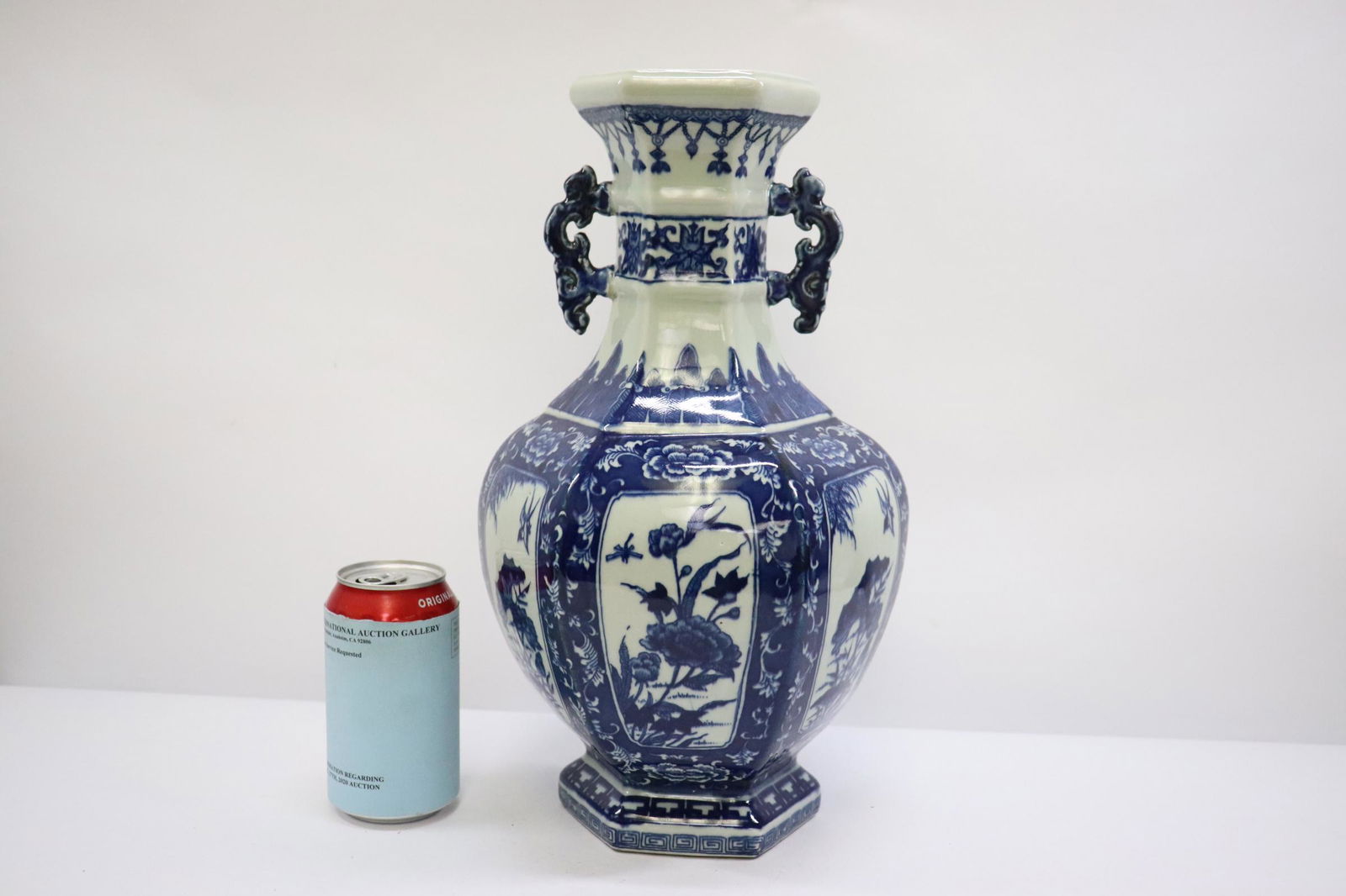 Chinese blue and white hexagonal porcelain vase (1 of 10)