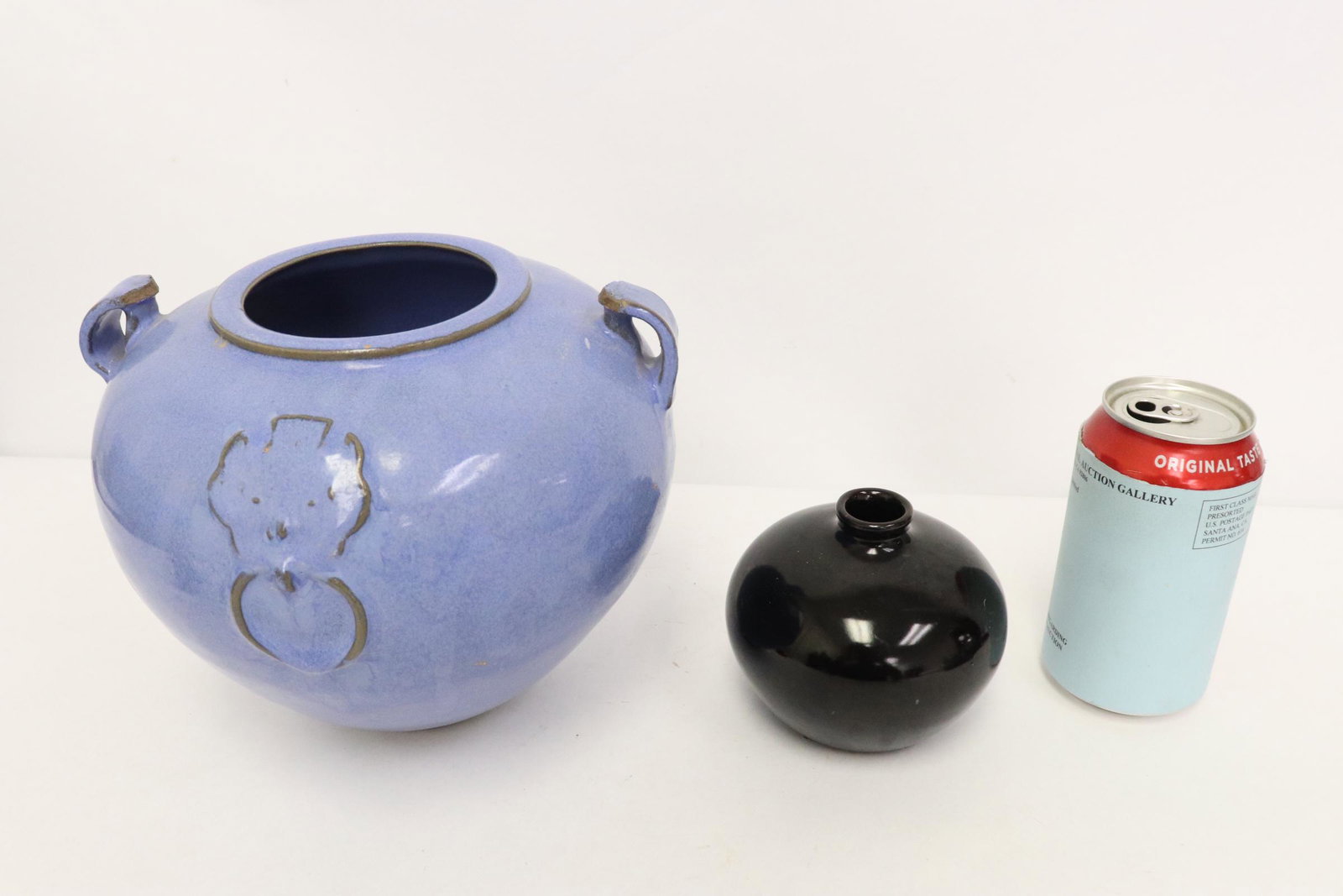 Chinese vintage water jar, & an antique water dripper (1 of 10)