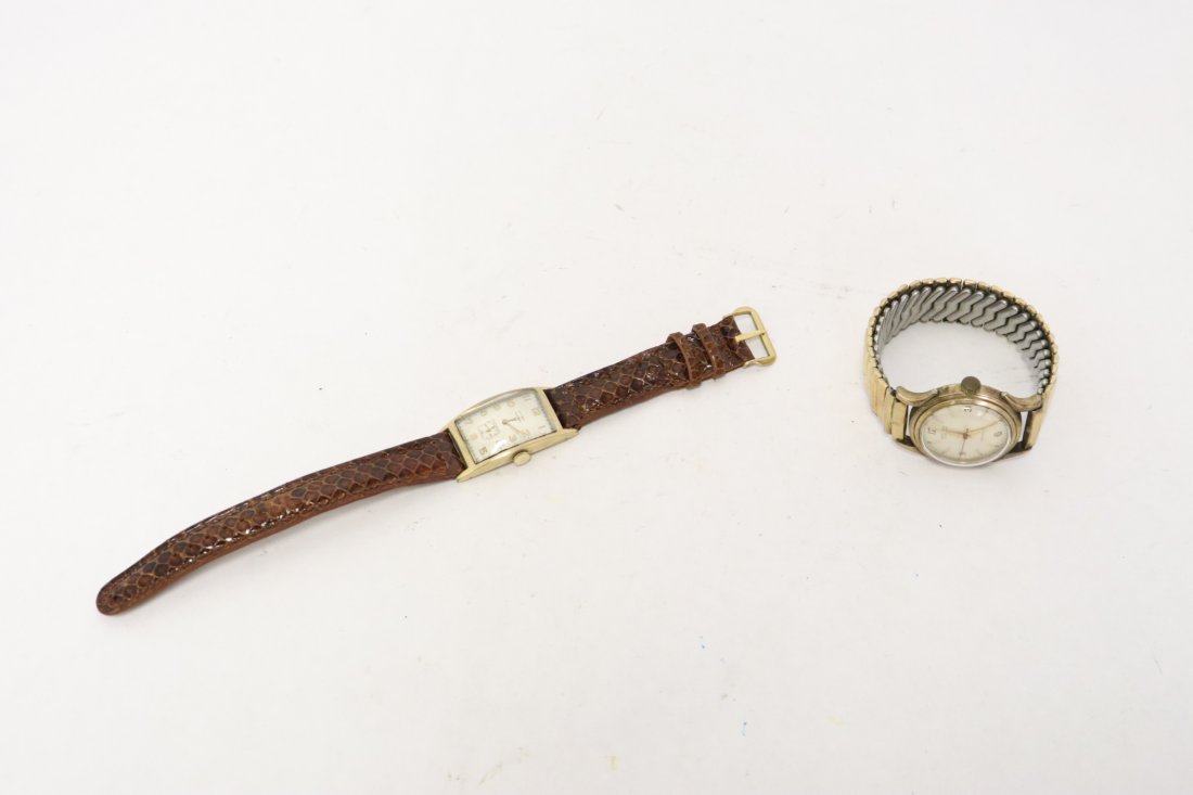 Gruen Veri-thin and Cyma curvex wrist watches: Vintage Gruen veri-thin wrist watch, and a Cyma curvex wrist watch