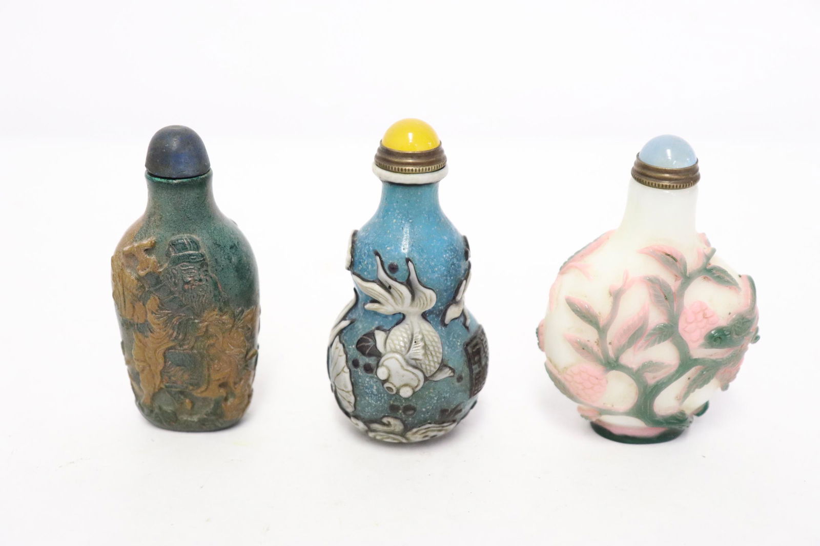 3 overlay Peking glass snuff bottles (1 of 11)