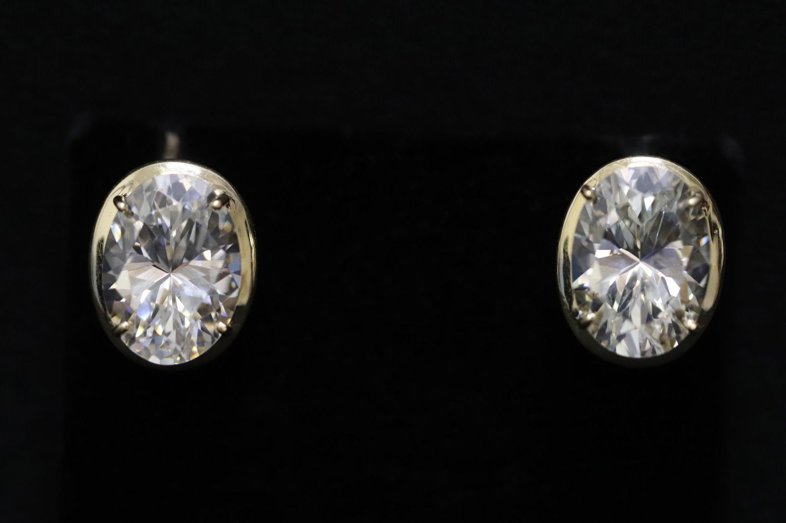 Pair large 14K Y/G crystal earrings (1 of 10)