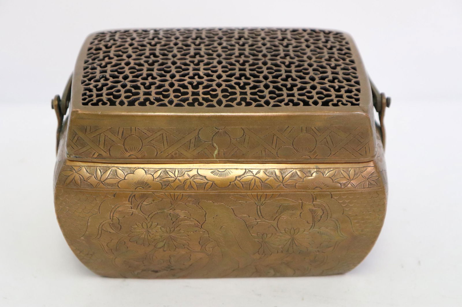 Chinese vintage copper hand censer (1 of 9)
