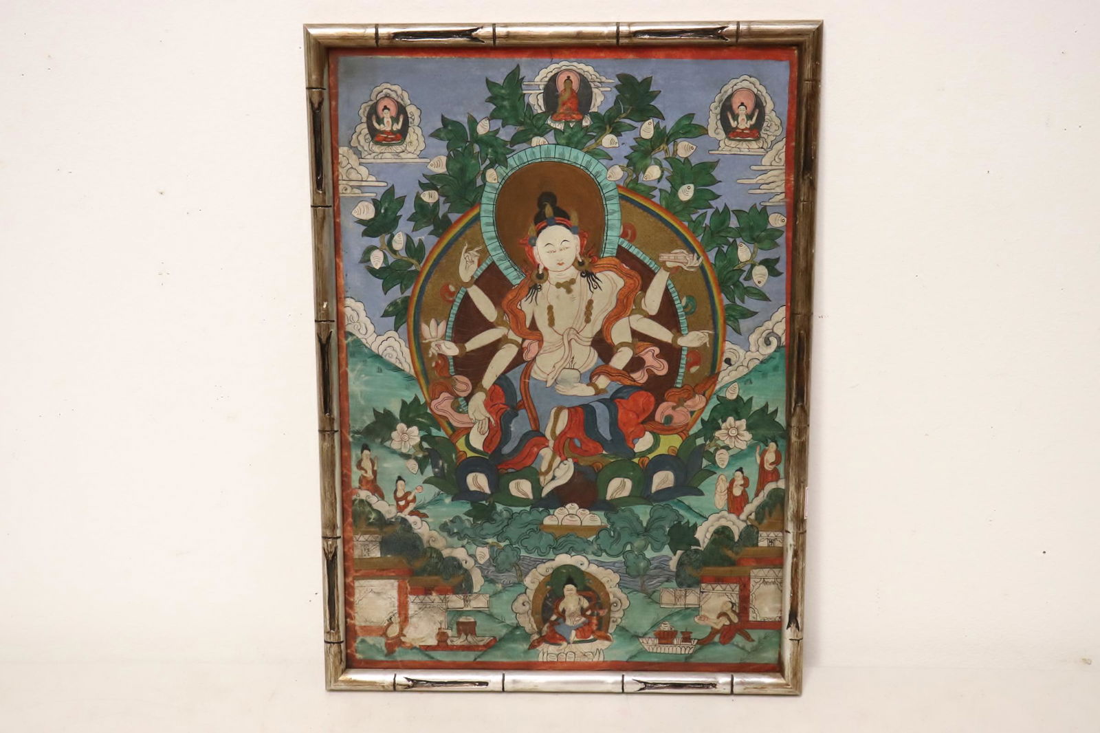 Fine vintage Tibetan hand painted thangka (1 of 9)