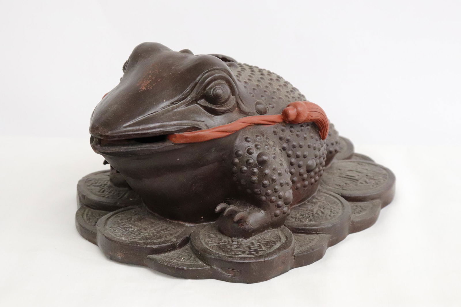 Large Yixing style clay pottery sculpture (1 of 10)