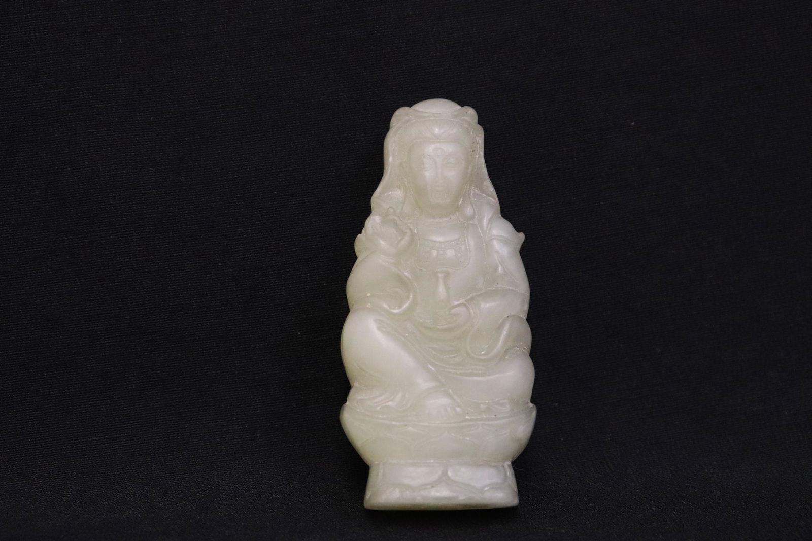Fine Chinese jade carved deity (1 of 8)