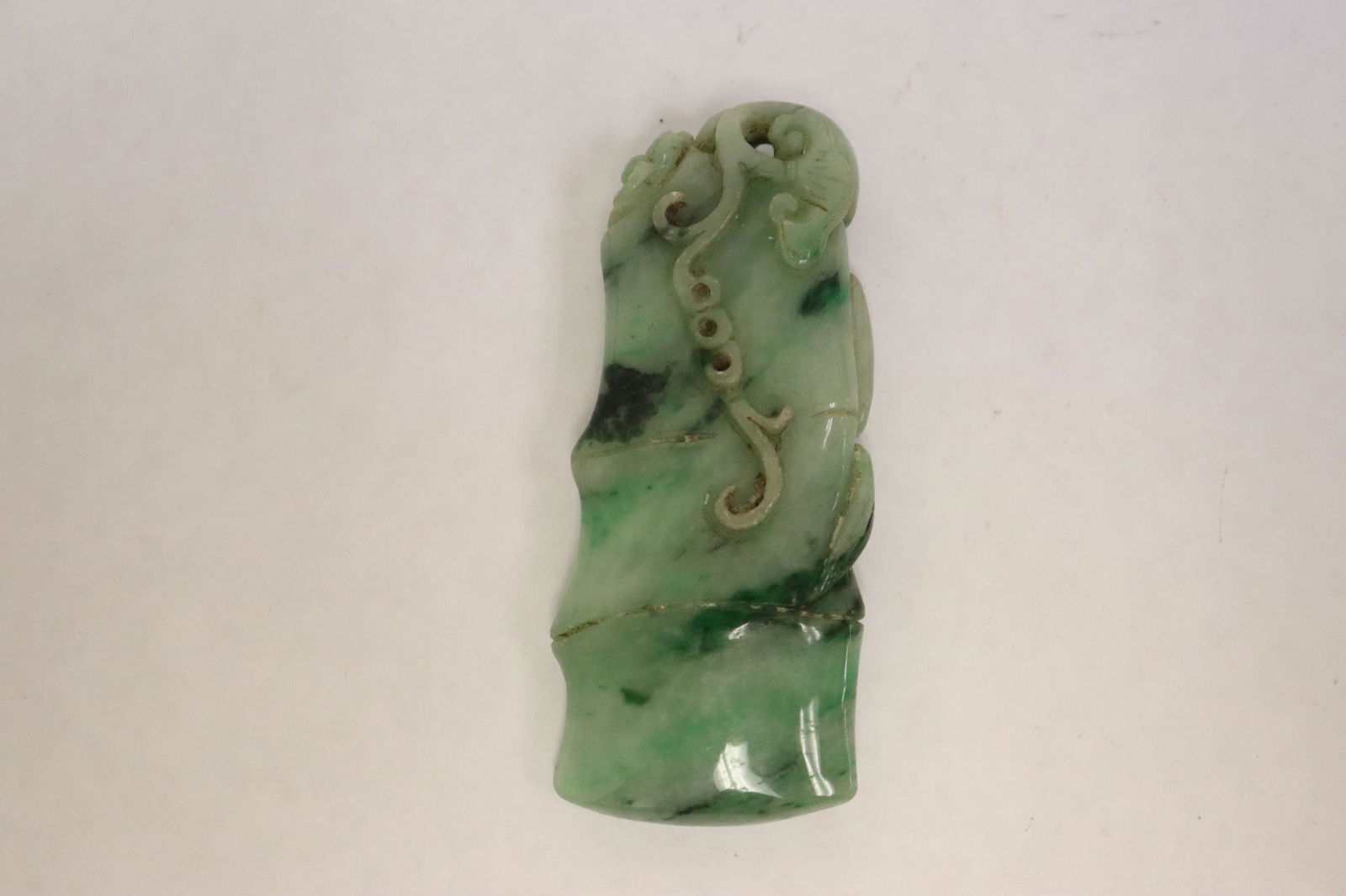 Chinese jadeite carved ornament (1 of 8)