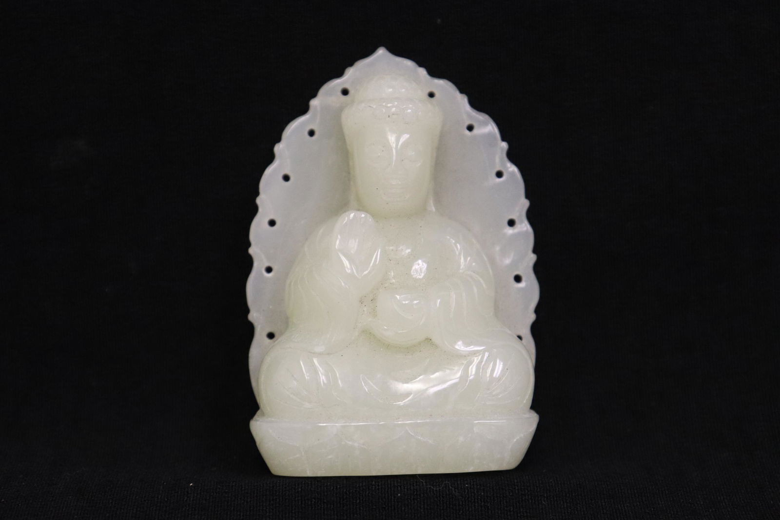 Chinese jade carving (1 of 9)
