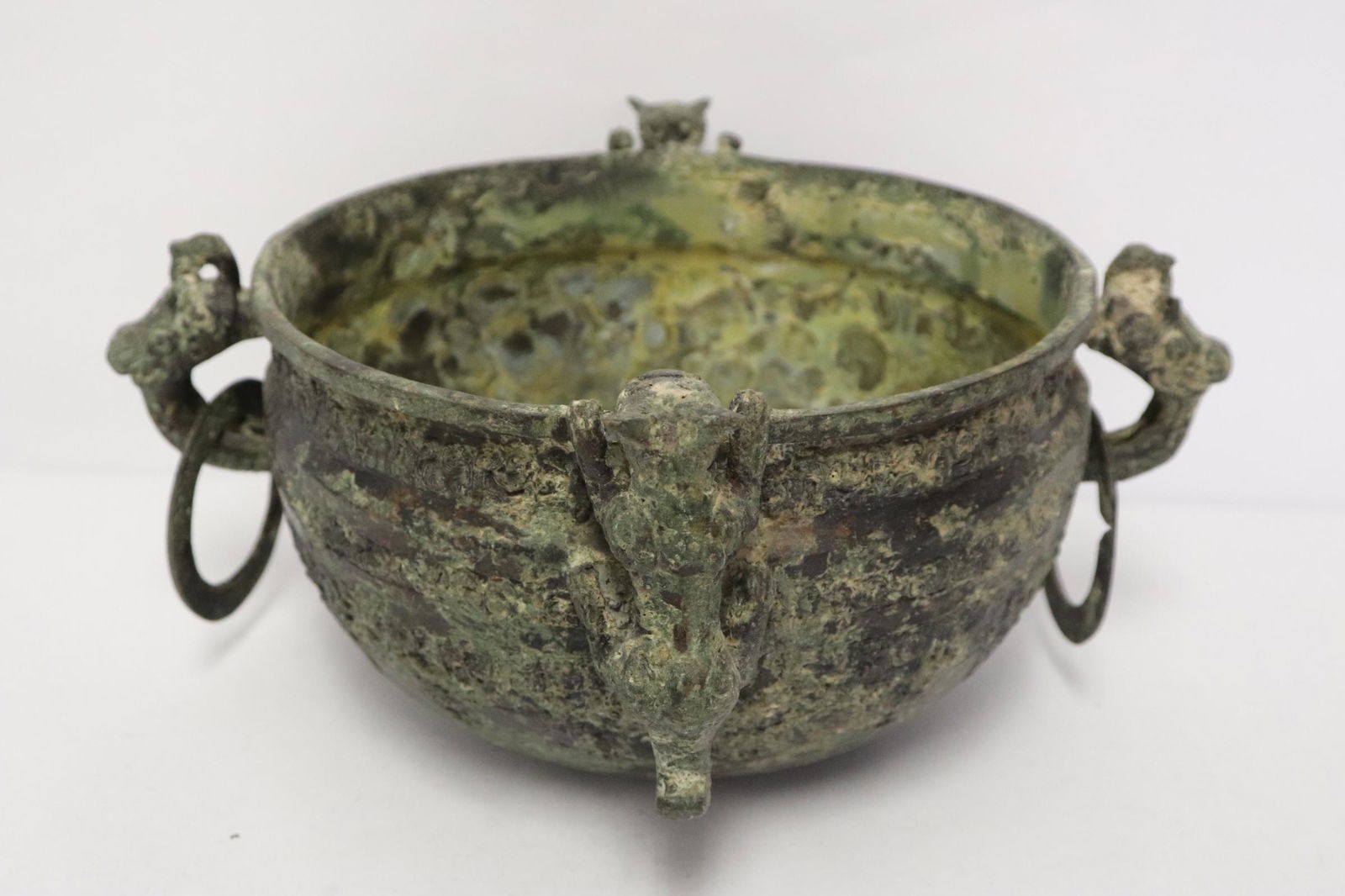 Chinese archaic style bronze handled bowl (1 of 11)