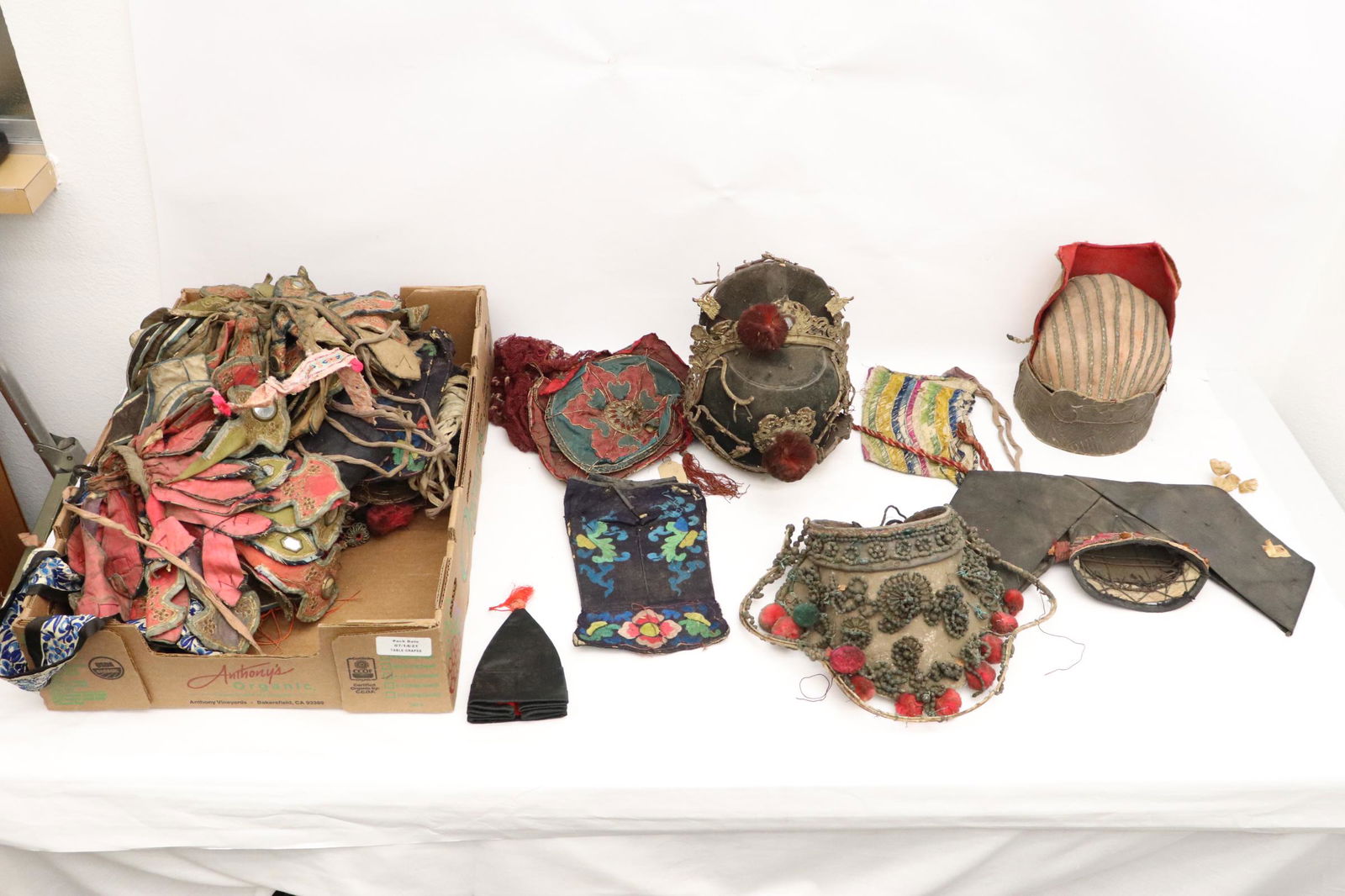 Lot of Chinese antique opera costumes: Lot of Chinese antique opera costumes, in poor condition