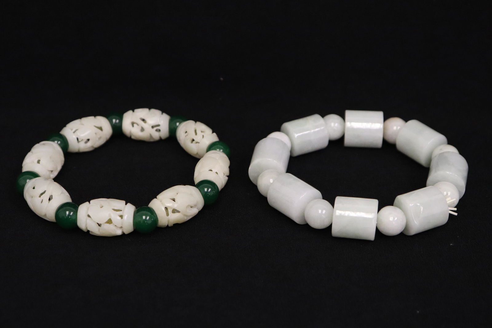 2 jade like bead bracelets (1 of 10)