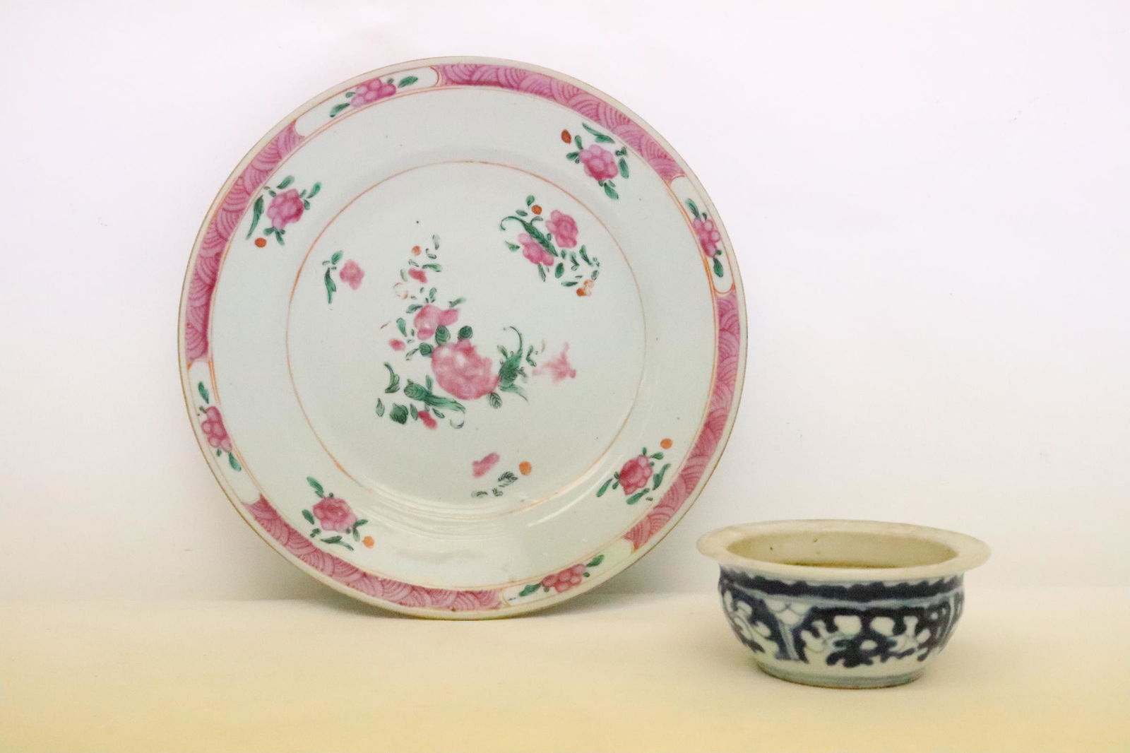 18th/19th c. Chinese export plate & an antique bowl (1 of 10)
