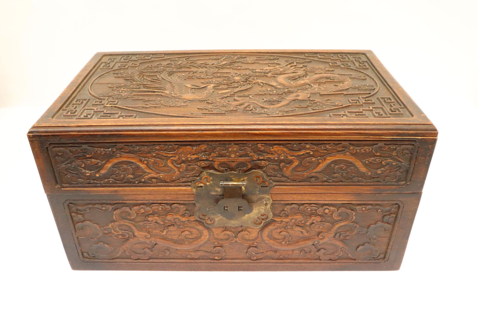 Fine rosewood covered box (1 of 9)