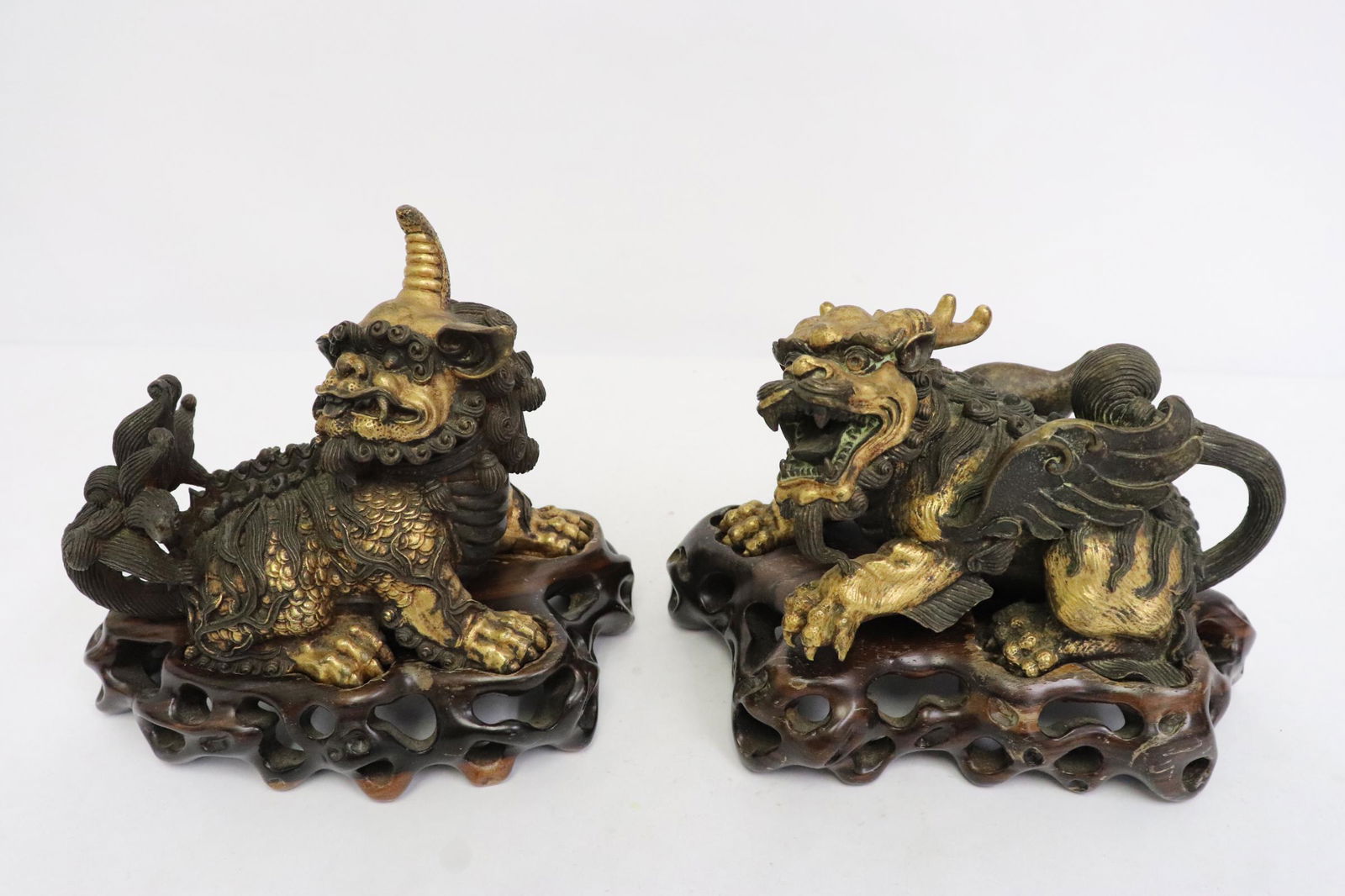 Pair Chinese gilt bronze sculpture of qilin (1 of 9)