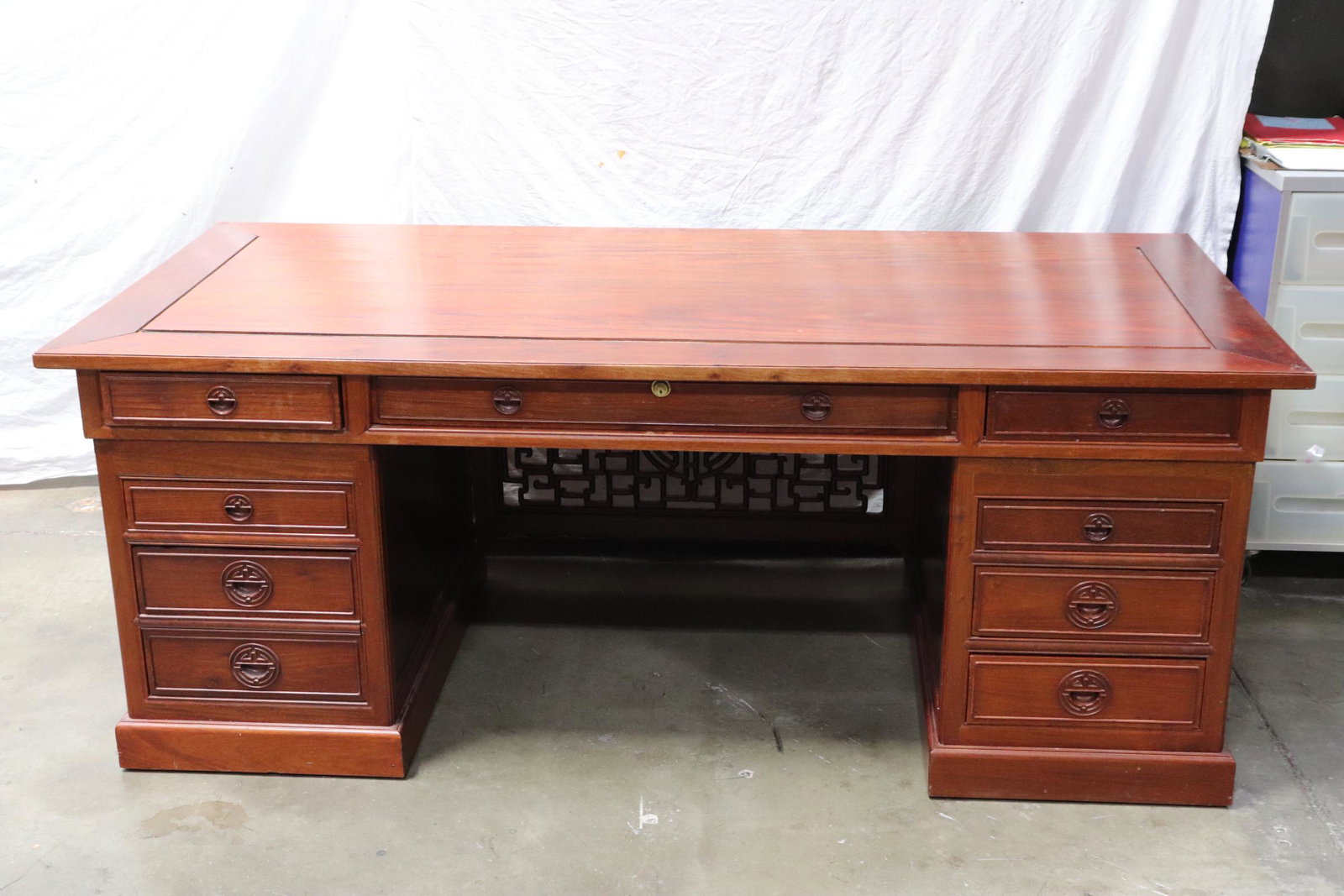 Large Chinese rosewood double pedestal desk: Large Chinese rosewood double pedestal desk, 30.3"Hx78.1"x36"