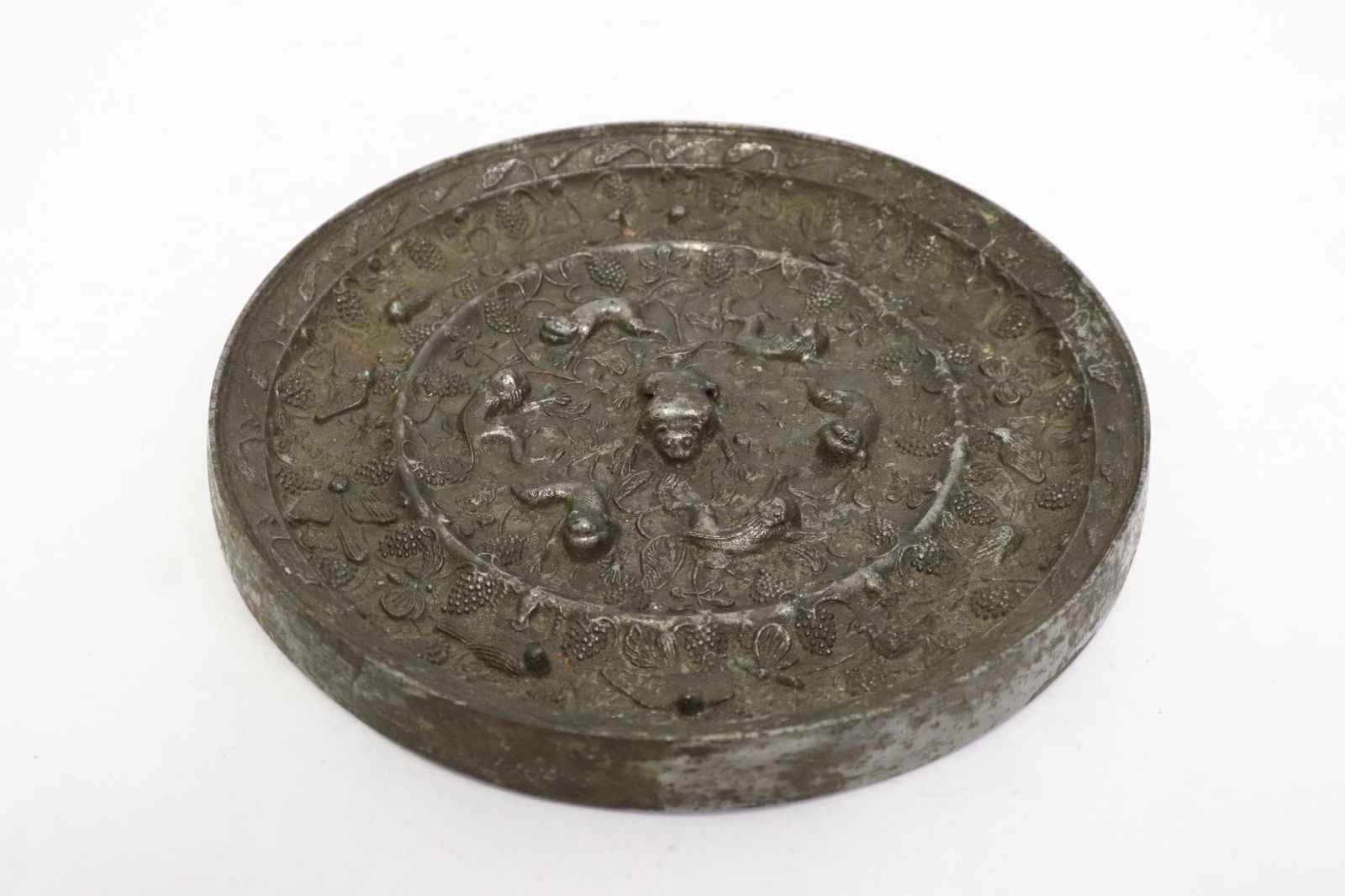 Large round bronze mirror (1 of 9)