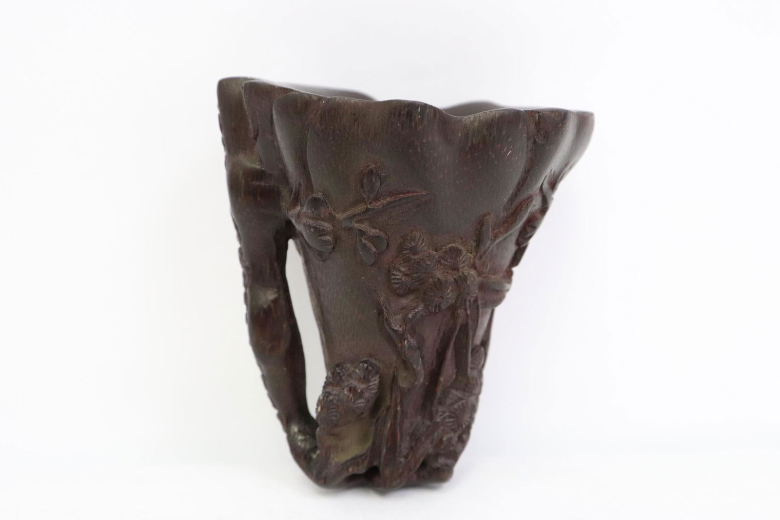 A horn like libation cup (1 of 9)