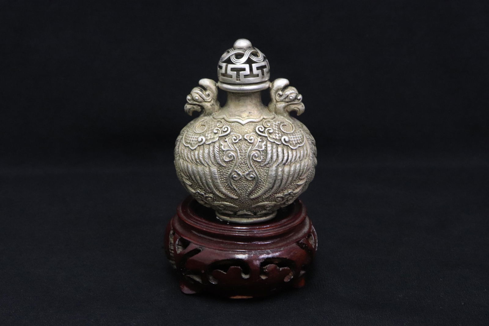A white bronze snuff bottle (1 of 11)