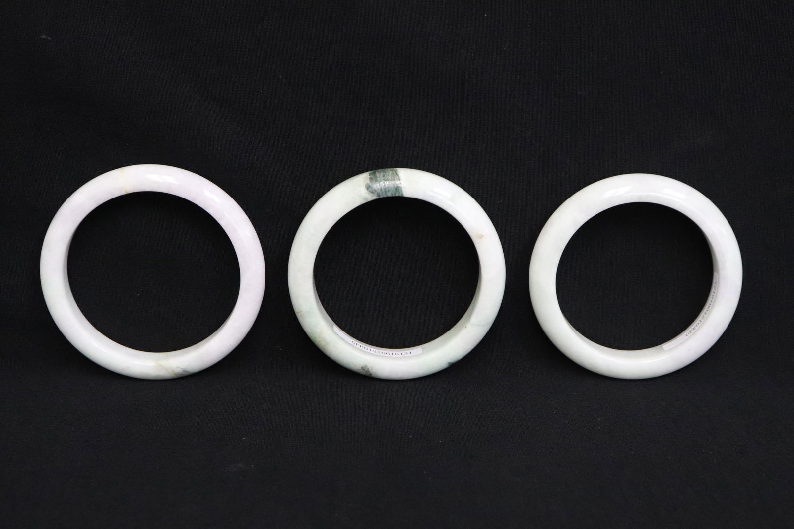 3 Chinese jadeite bangles (1 of 11)