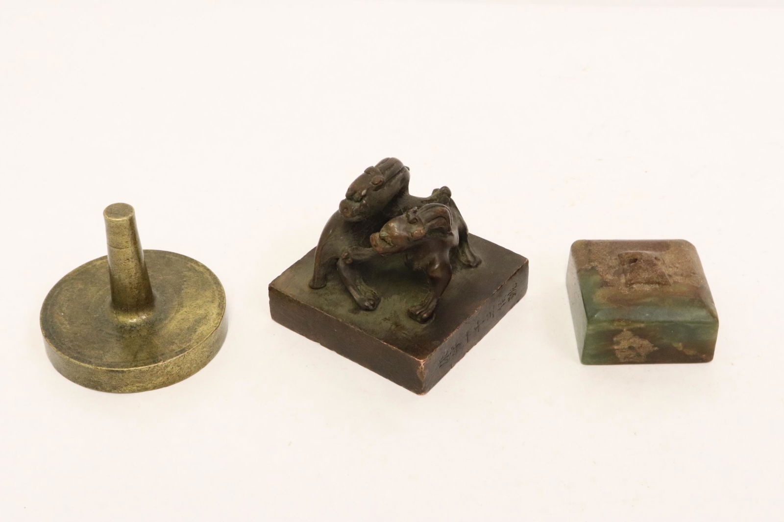 2 Chinese bronze seals and a green jade square seal (1 of 11)