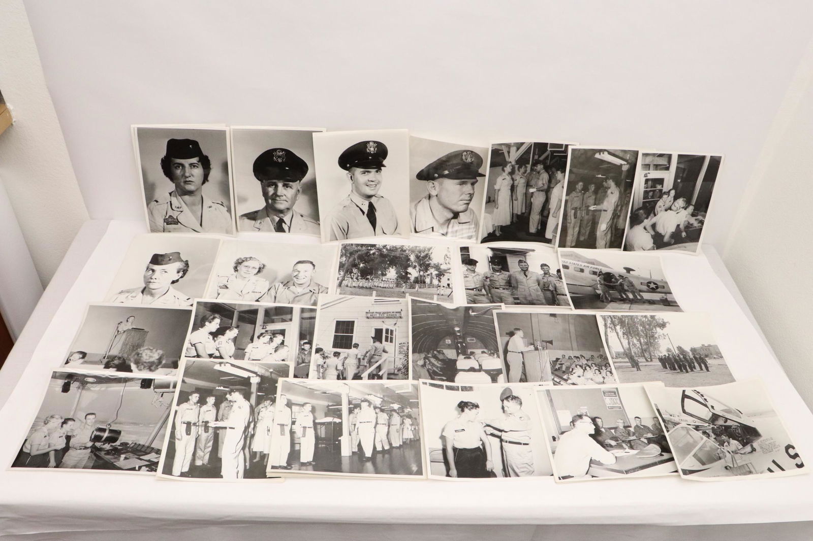 Lot of vintage US air force personal photos (1 of 11)