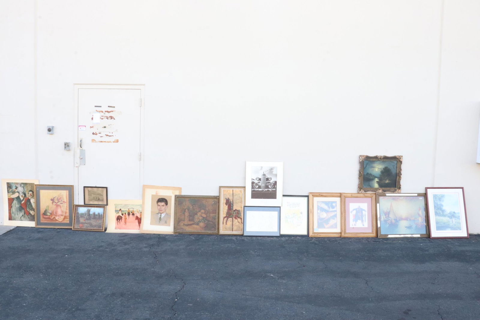 16 piece oil paintings, posters, etc (1 of 10)