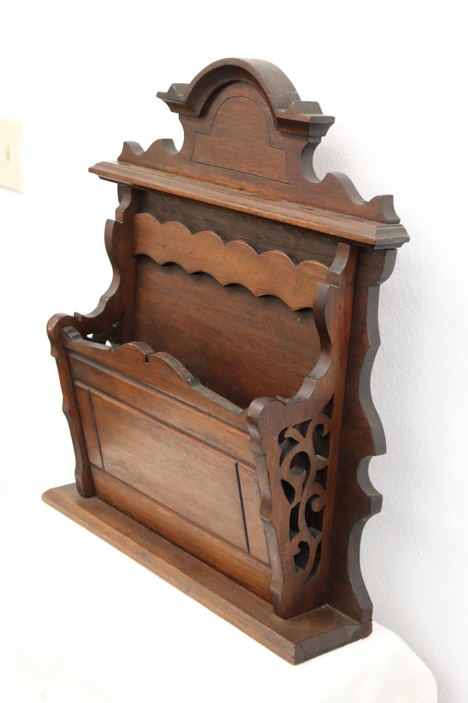 Victorian mahogany magazine stand: Victorian mahogany magazine stand, 24"Hx20.63"x5.75"