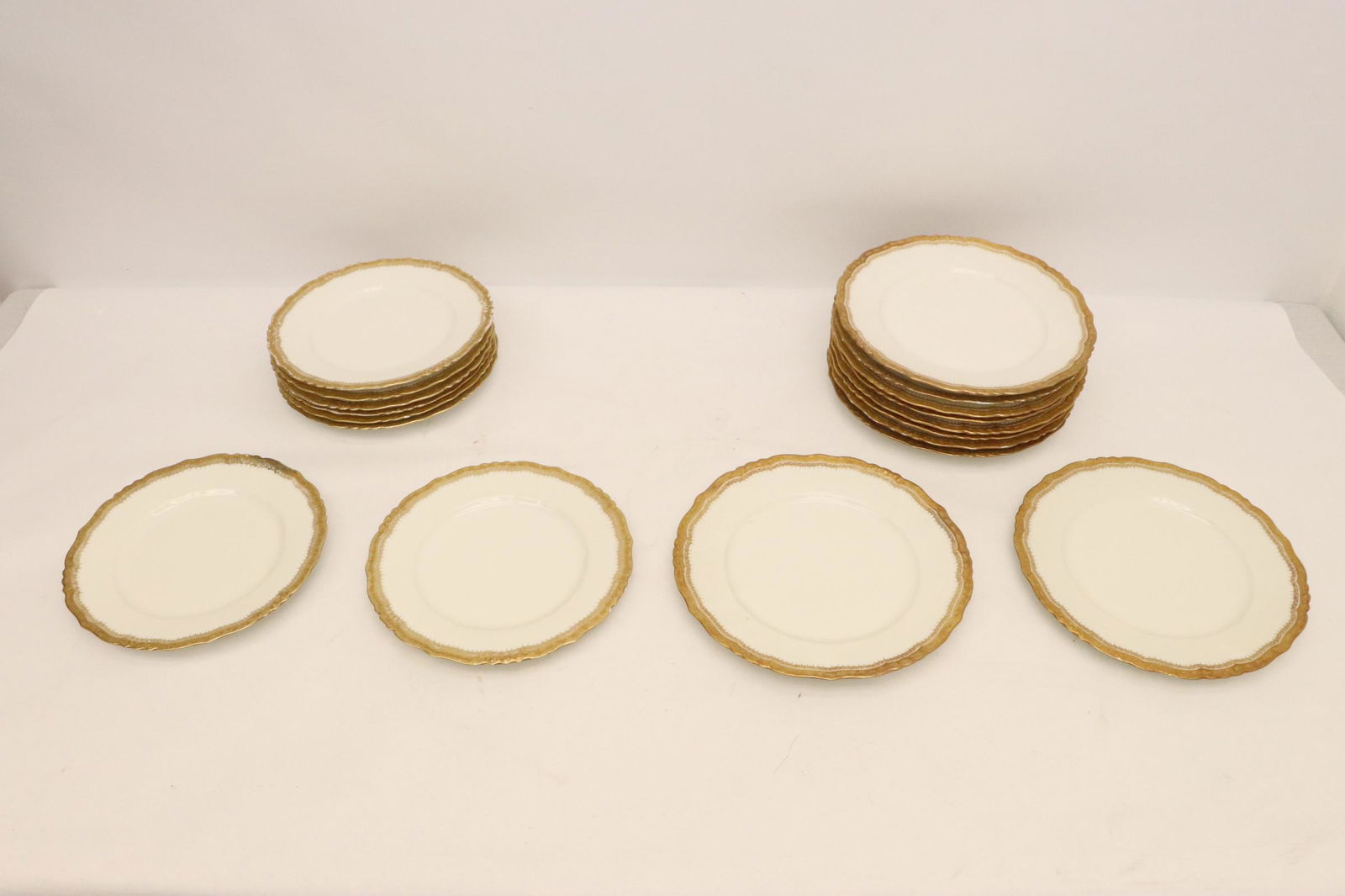 18 pieces France Limoge gilt porcelain plates (1 of 11)