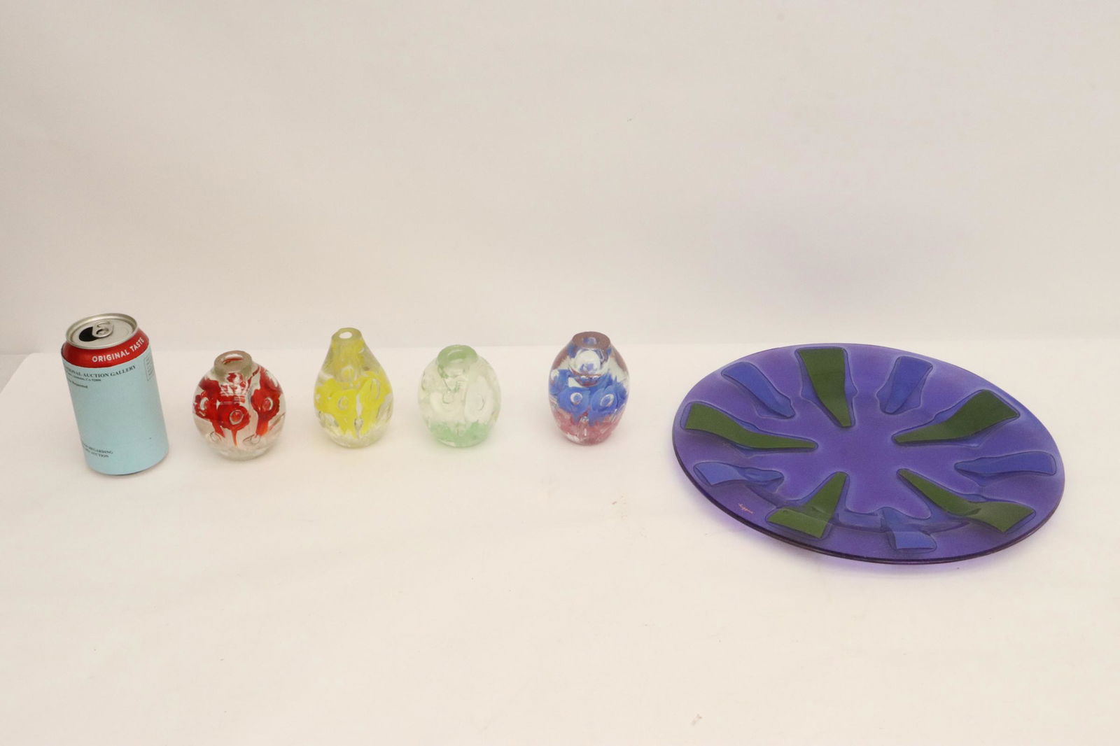 4 art glass bottles & a plate by Higgins (1 of 9)