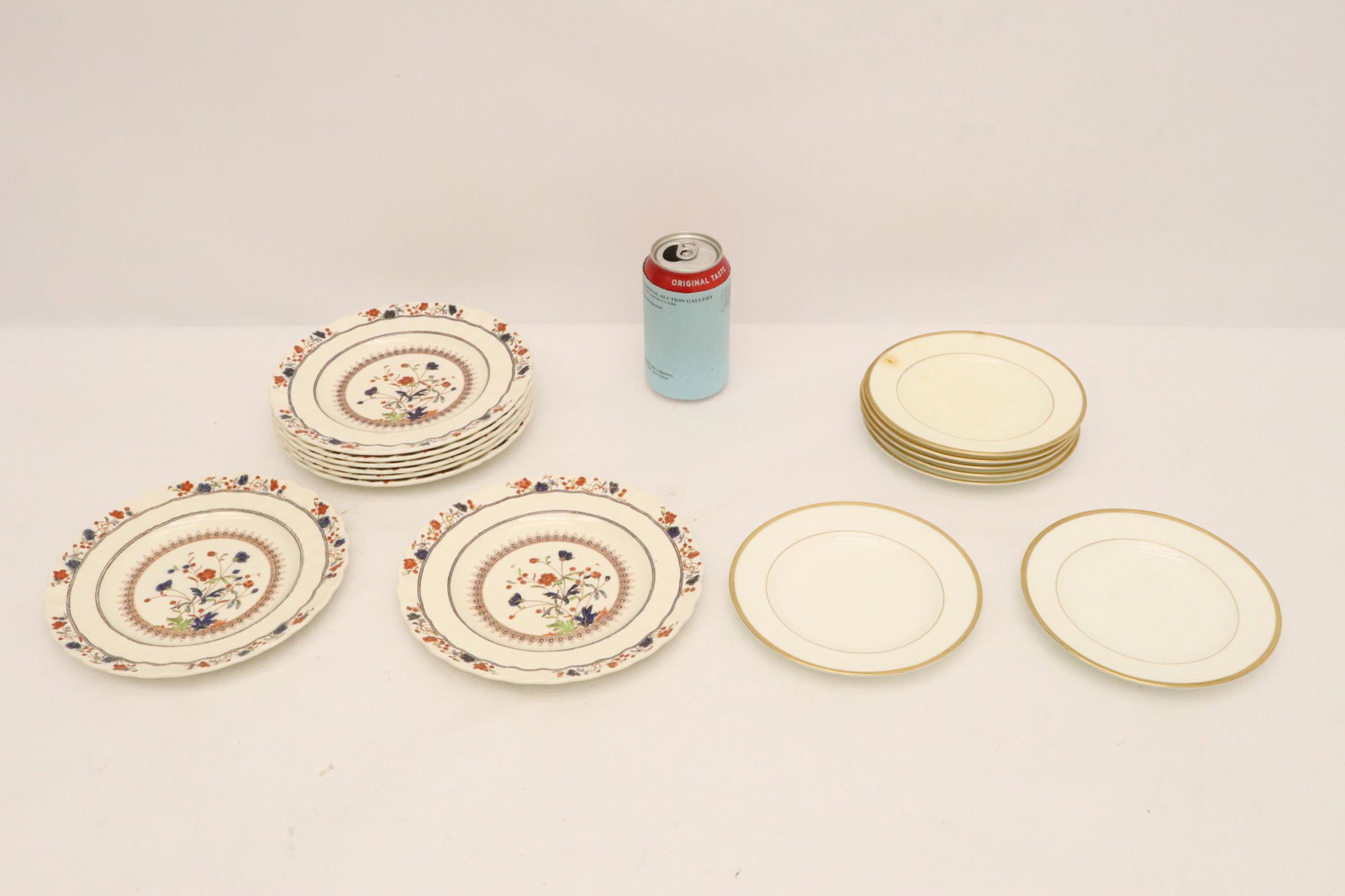 8 Spodes plates and 7 Minton plates: 8 Spodes plates (0.85"Hx7.85"dia) and 7 Minton plates (0.8"Hx6.45"dia)