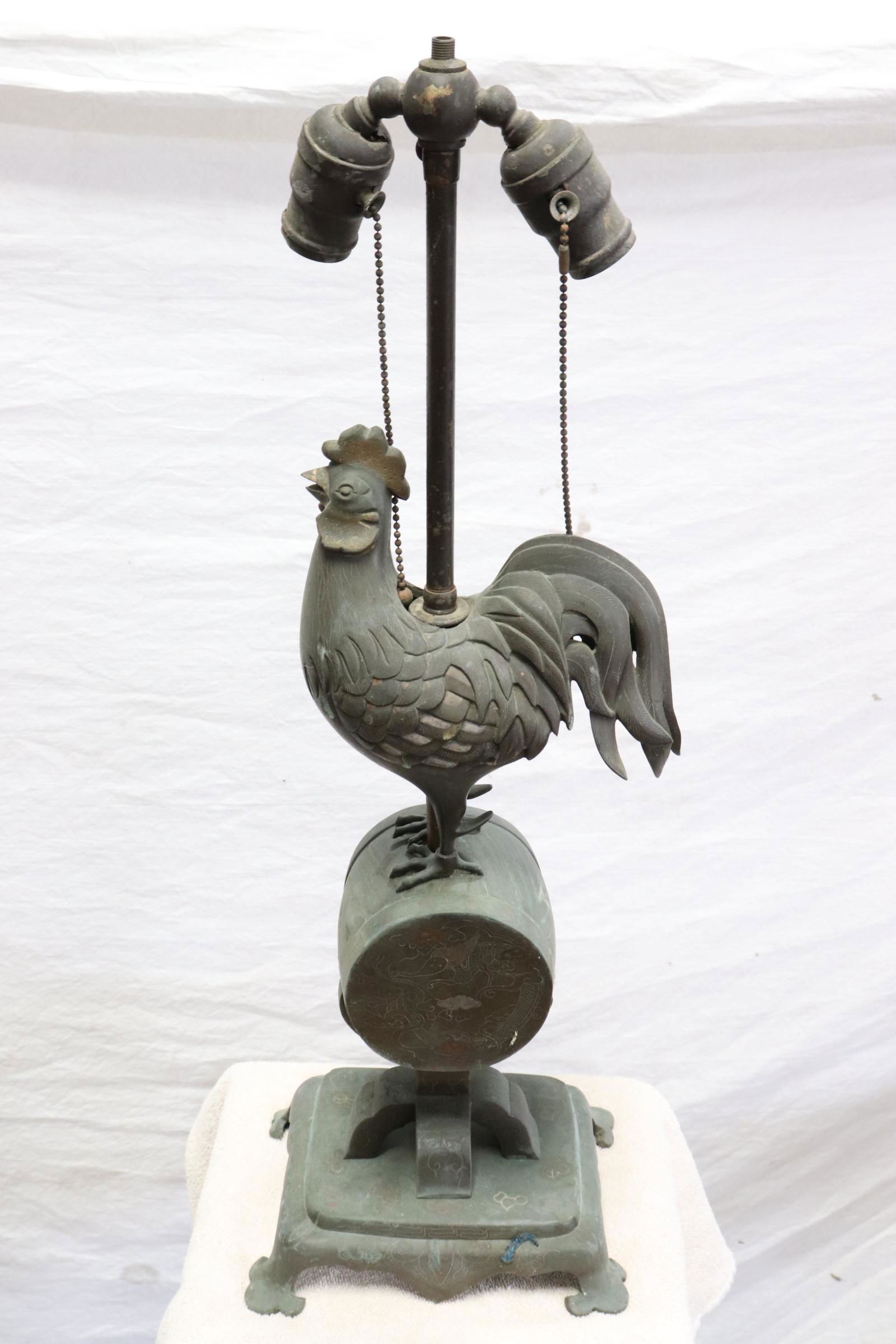 Chinese antique bronze sculpture made as lamp (1 of 11)