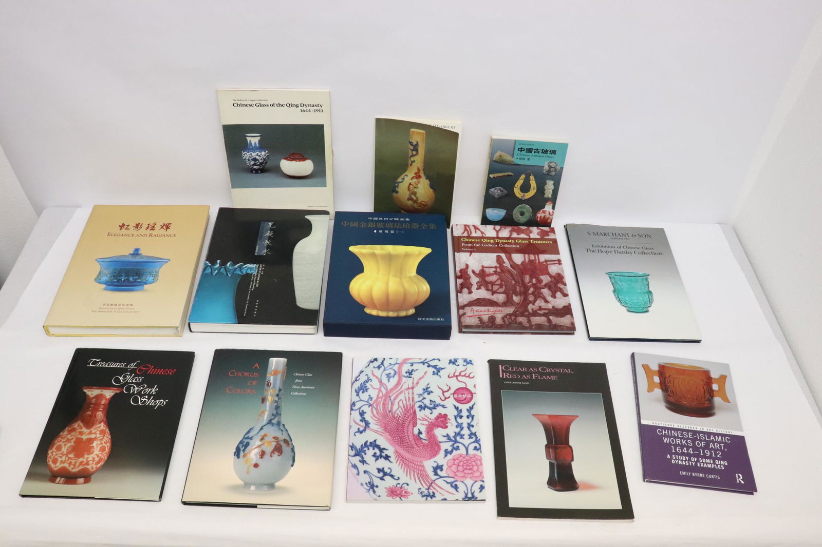13 mostly Chinese glass reference books (1 of 11)