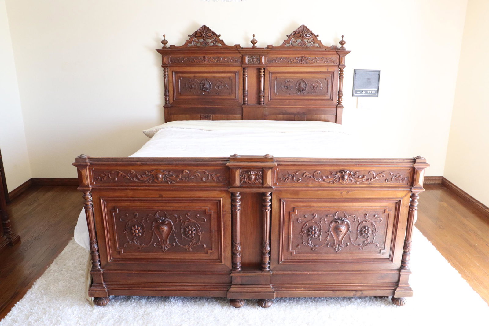 19th century Italian walnut king size bed (1 of 14)