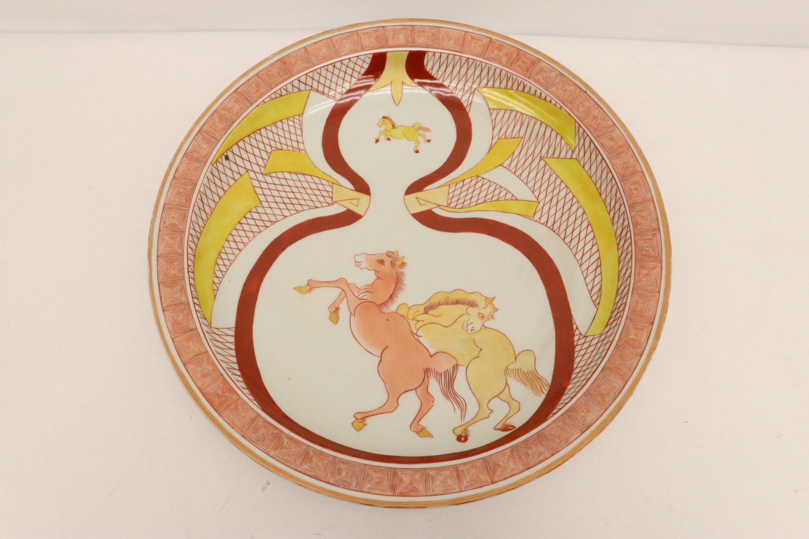 Large Japanese imari style charger (1 of 9)