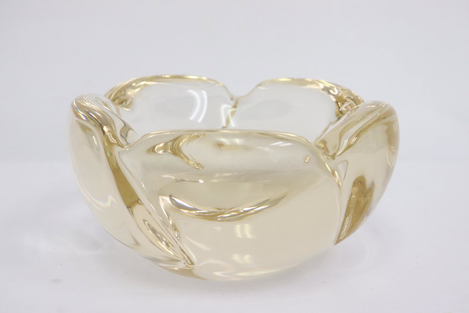 A Daum Nancy crystal bowl (1 of 8)