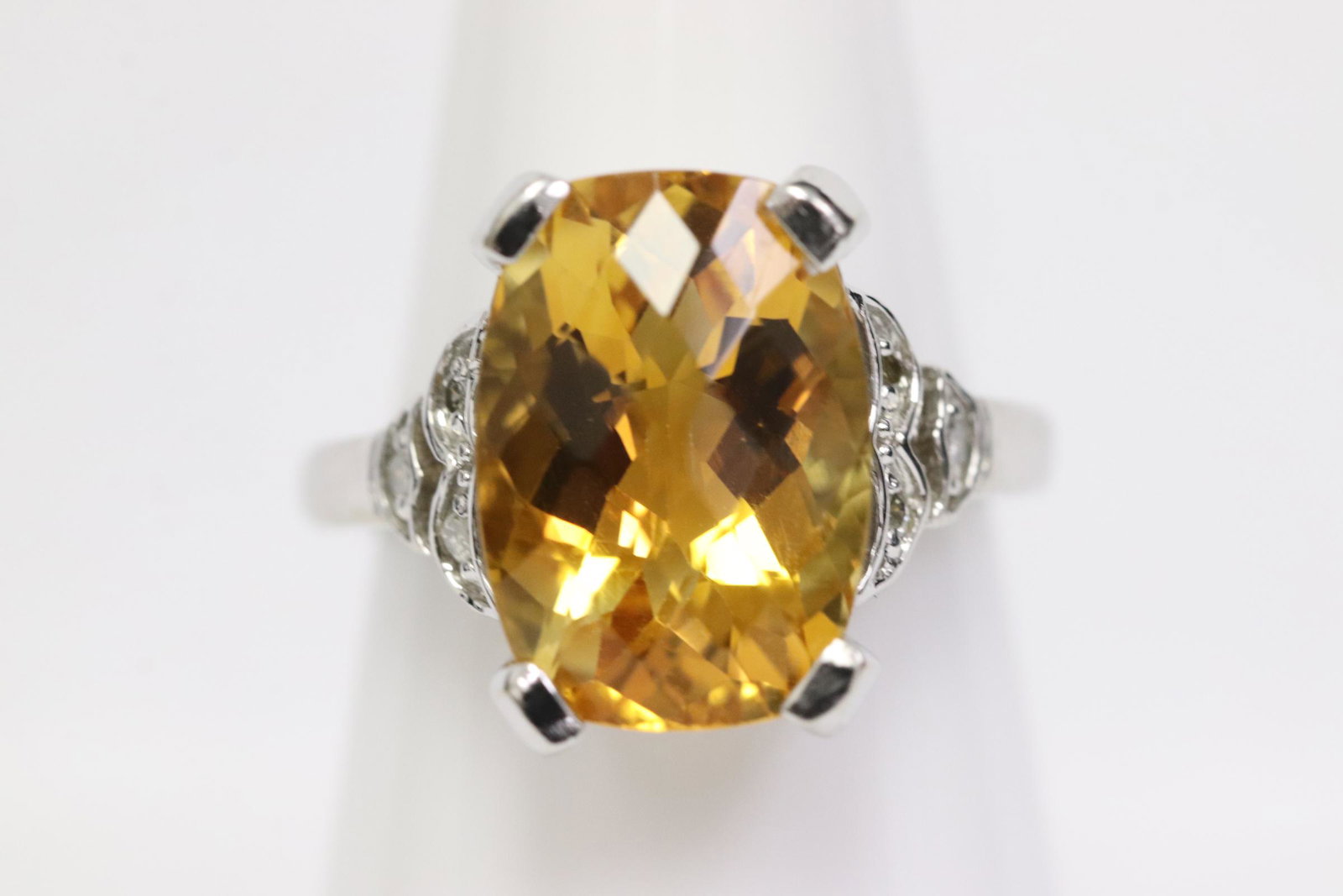 14K W/G deco style citrie diamond ring (1 of 11)