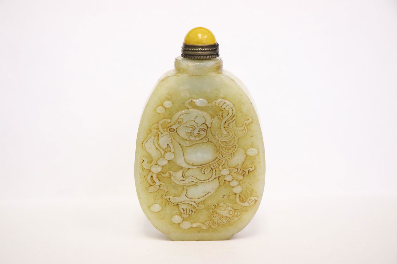 Chinese celadon jade snuff bottle (1 of 10)