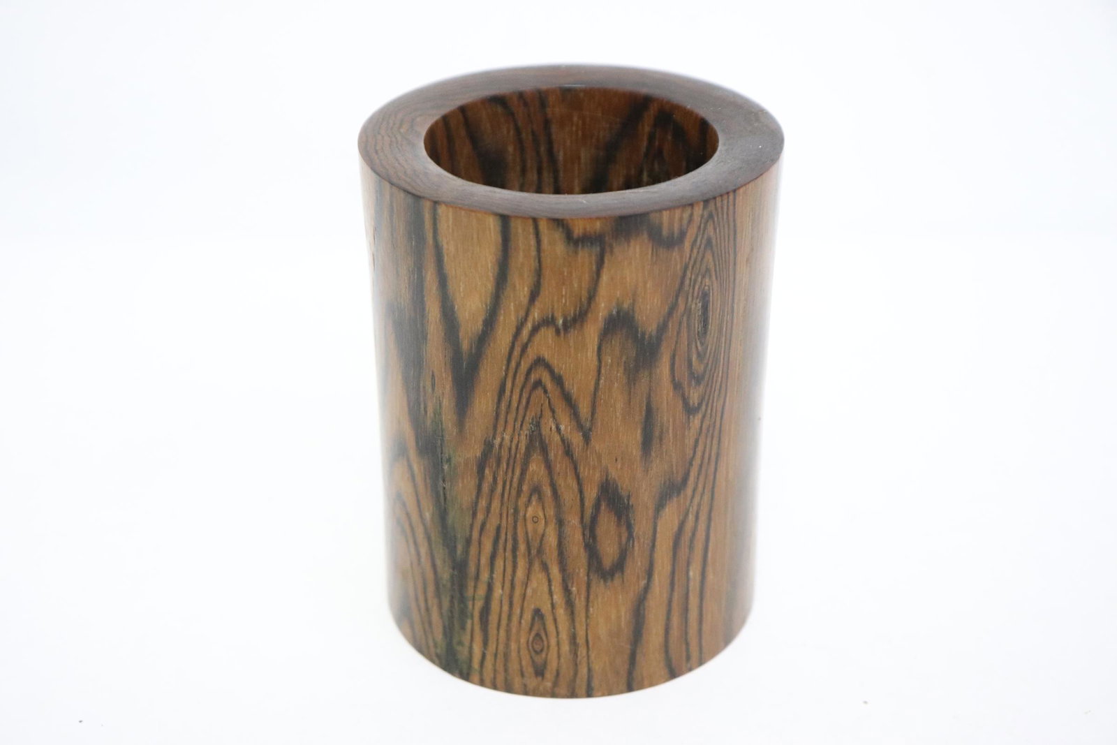 A small Chinese rosewood brush holder: A small Chinese rosewood brush holder, 3.75"Hx2.85"dia