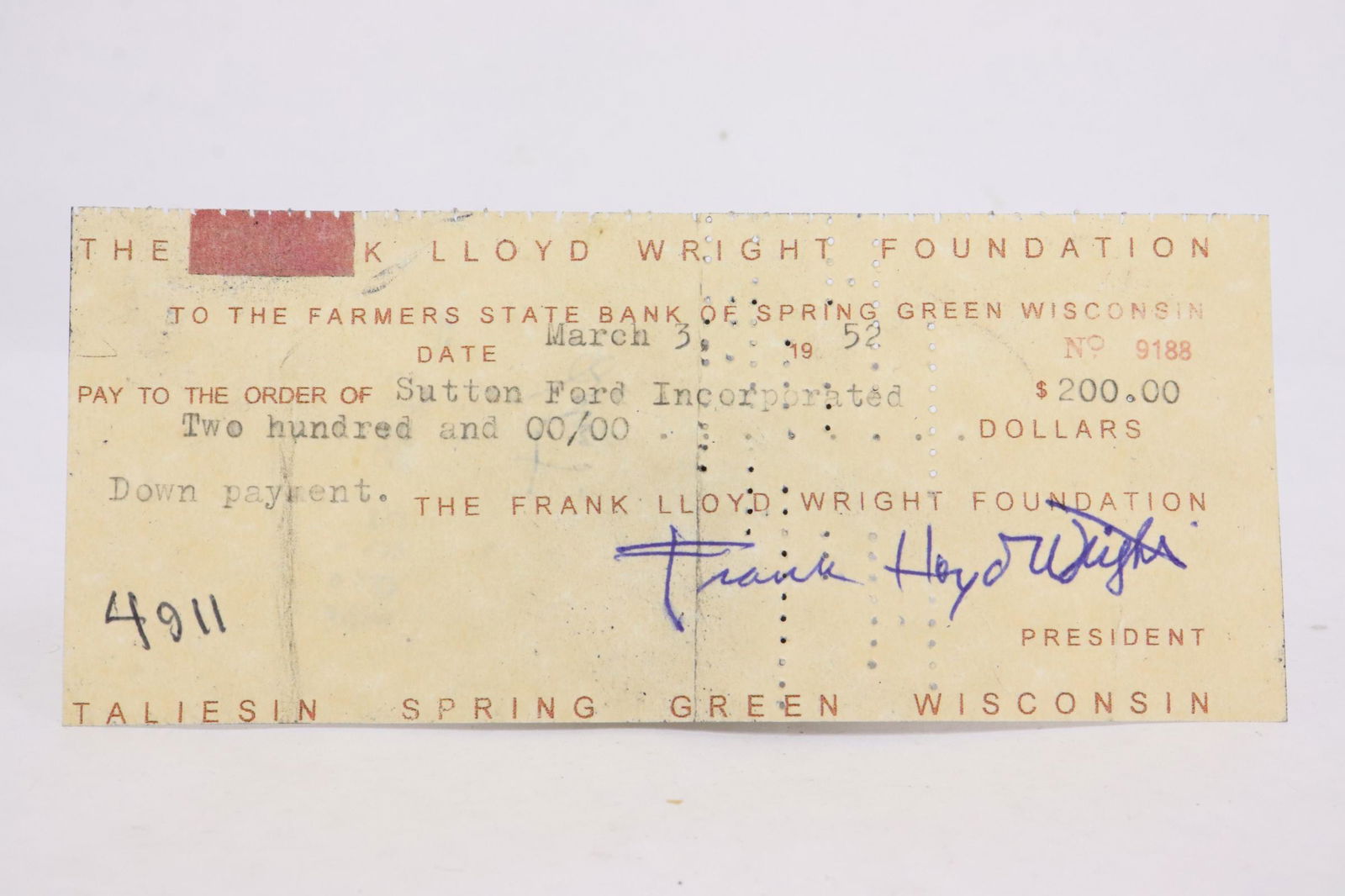 A check signed Frank Lloyd Wright (1 of 7)