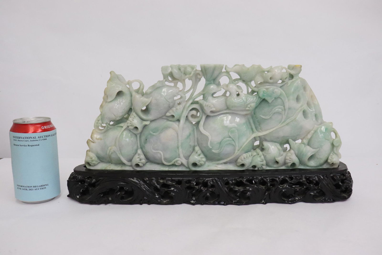 large natural color jadeite jade carving (1 of 11)