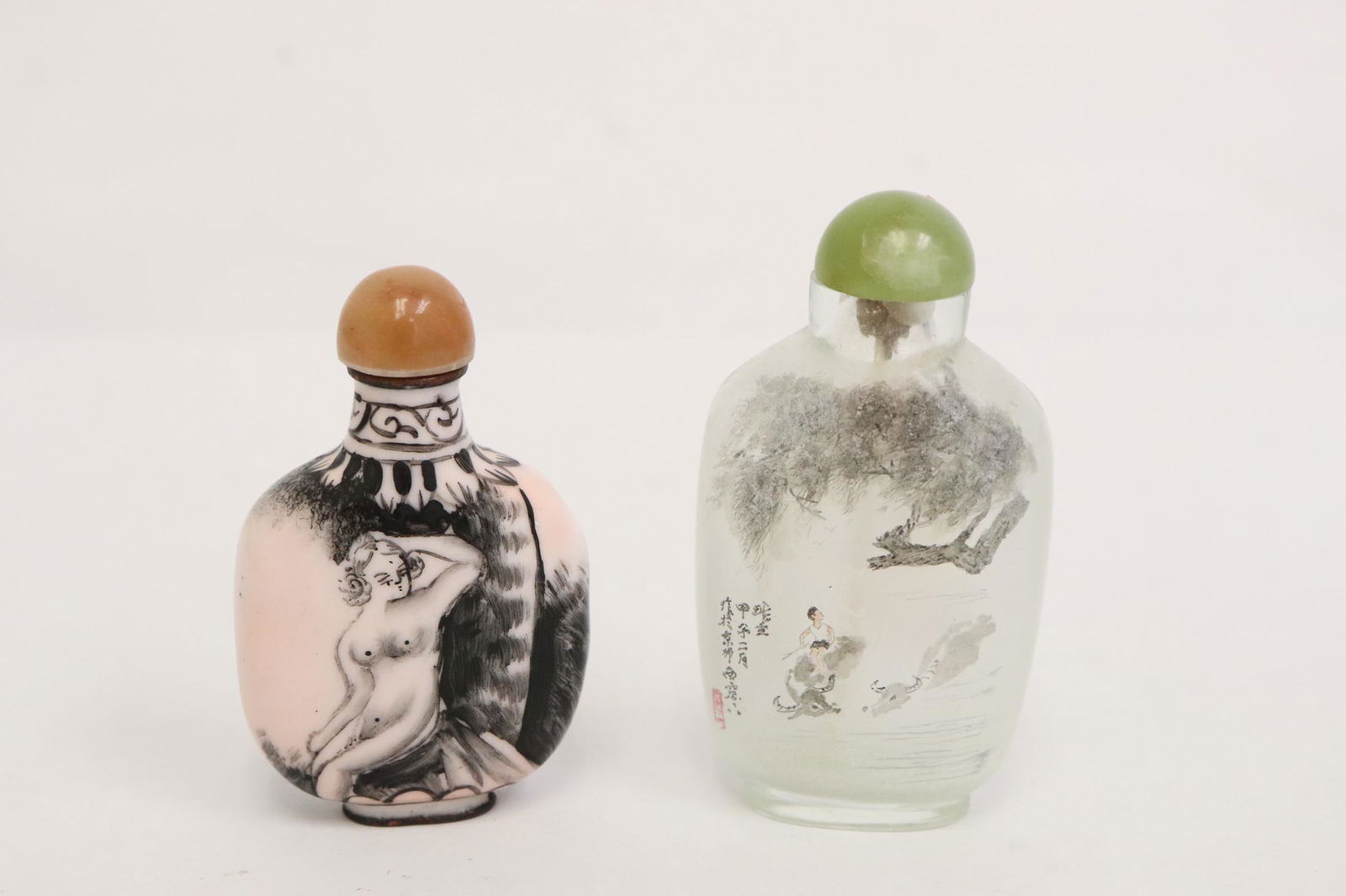 2 snuff bottles (1 of 10)