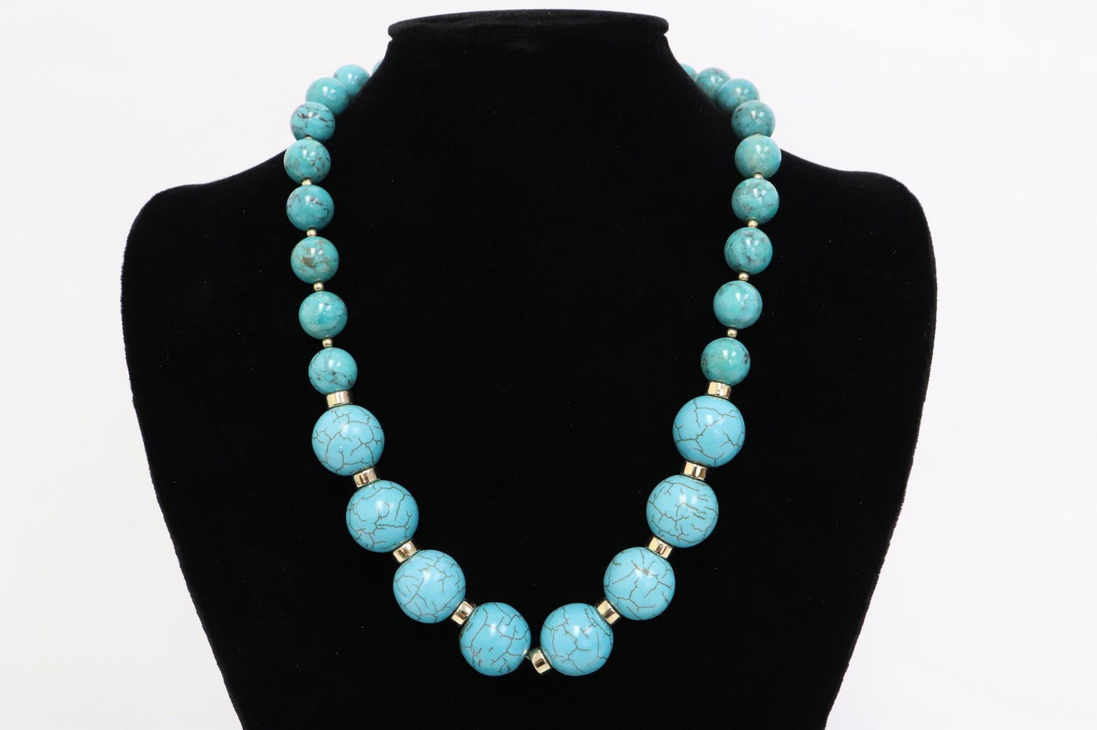 Turquoise like bead necklace w/ 14K ball clasp (1 of 10)