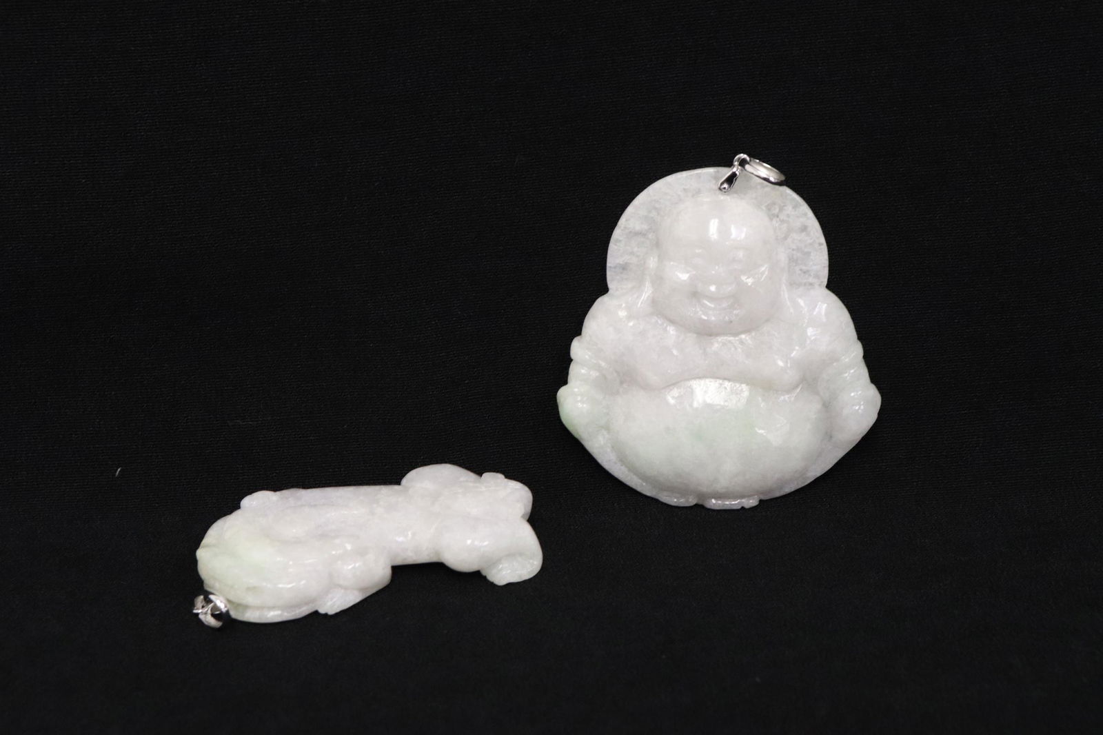 2 lavender jadeite carved pendant with 18K bale (1 of 10)