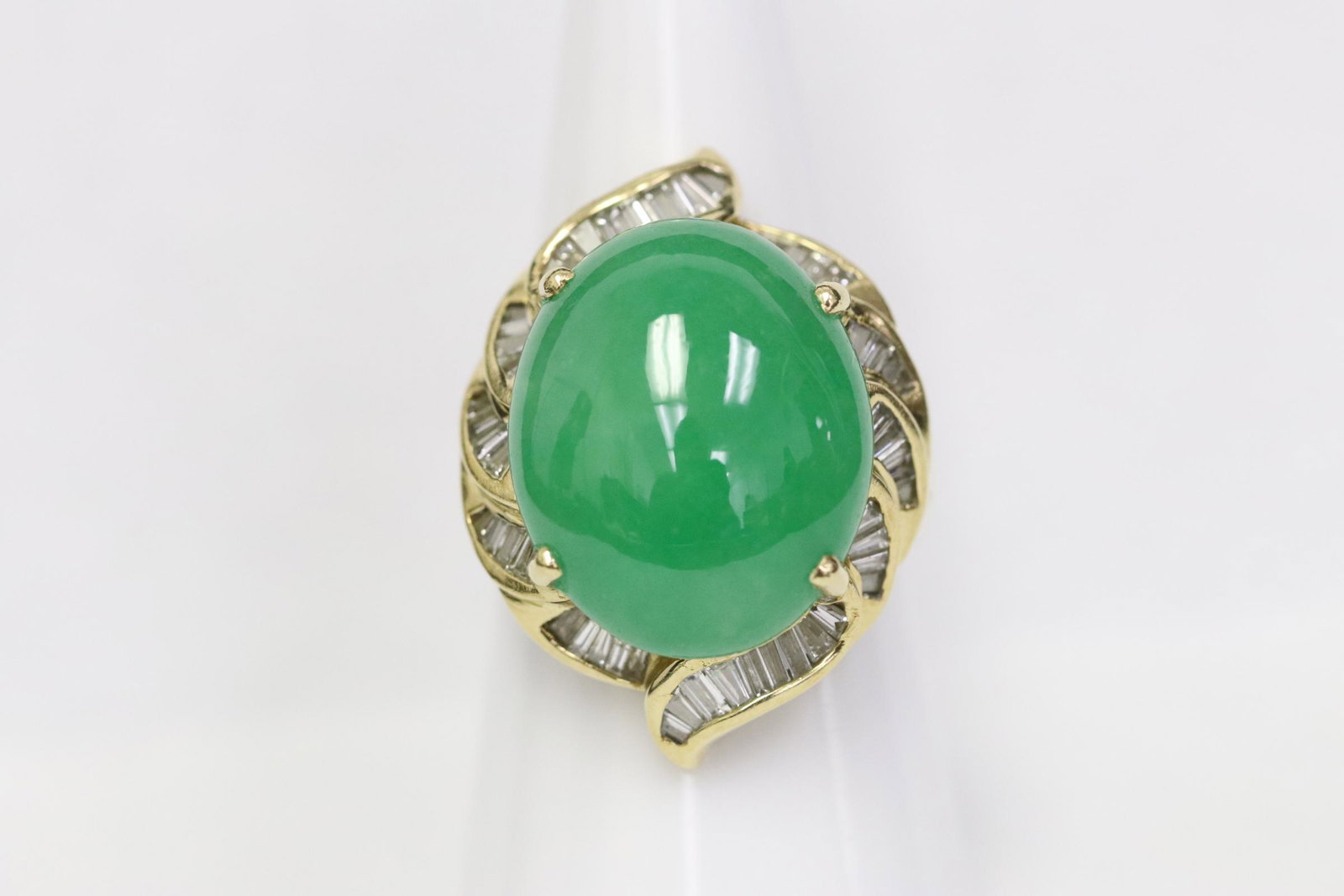 18K Y/G jadeite diamond ring (1 of 10)