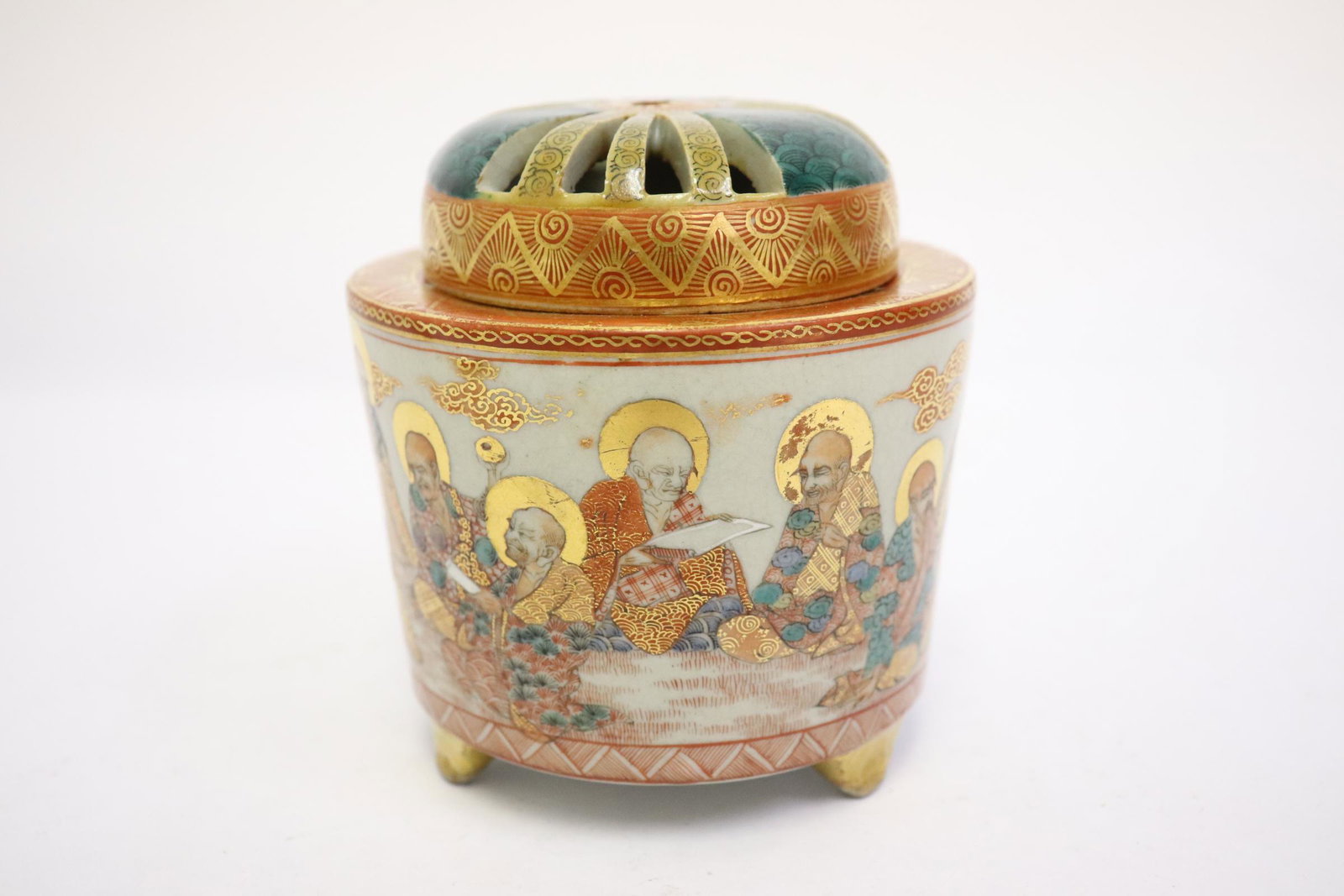 Fine 19th century kutani covered censer (1 of 9)